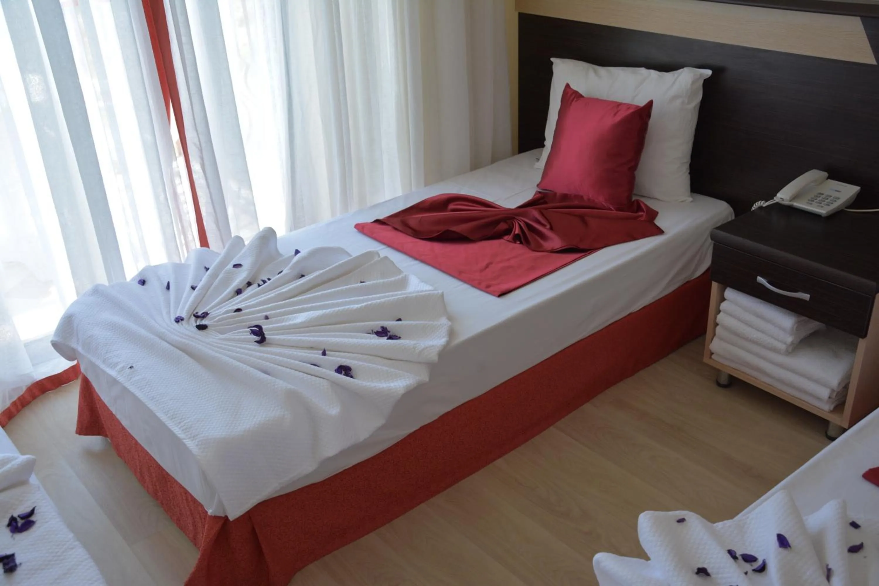 Bed in Yavuzhan Hotel