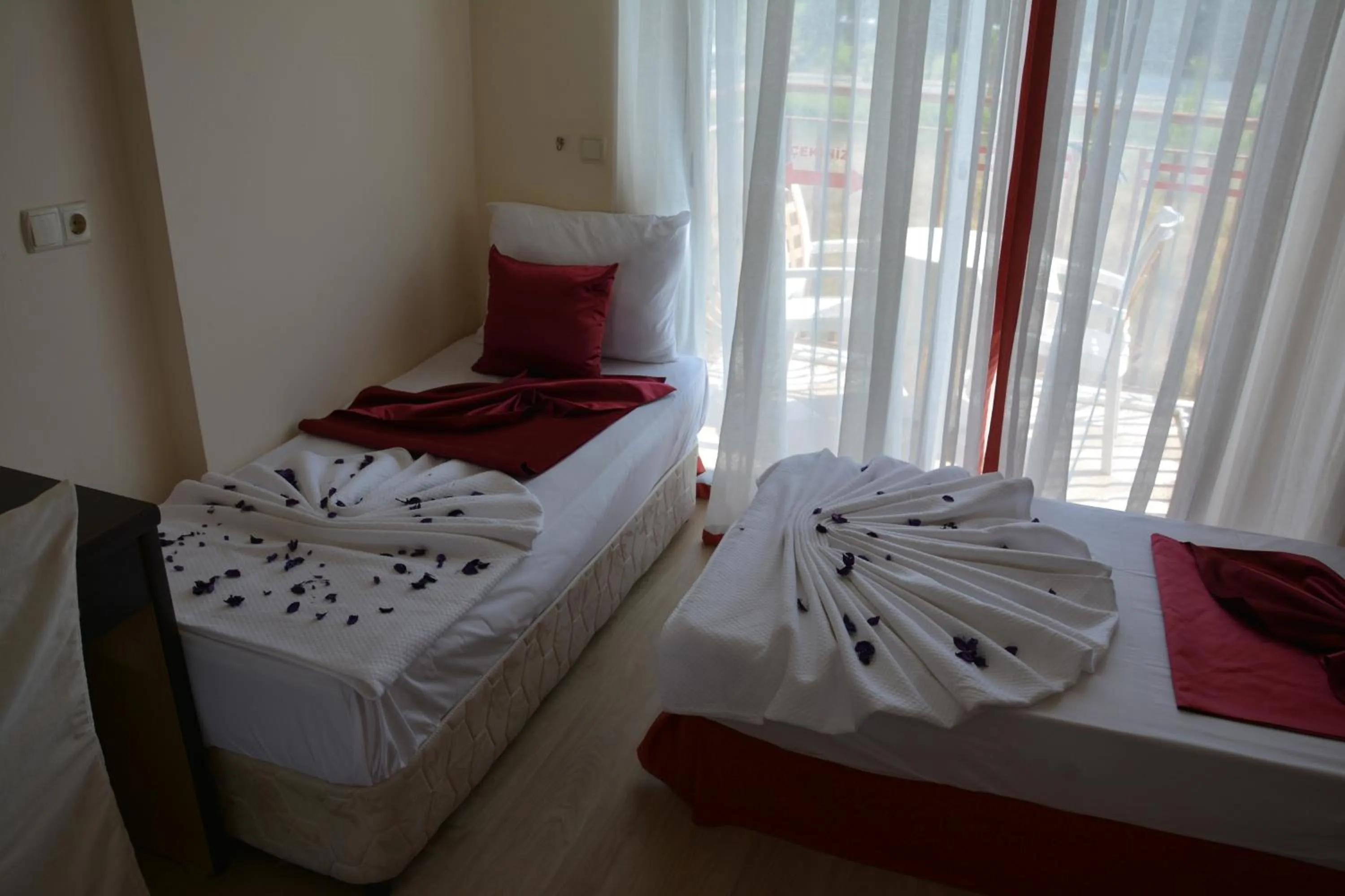 Bed in Yavuzhan Hotel