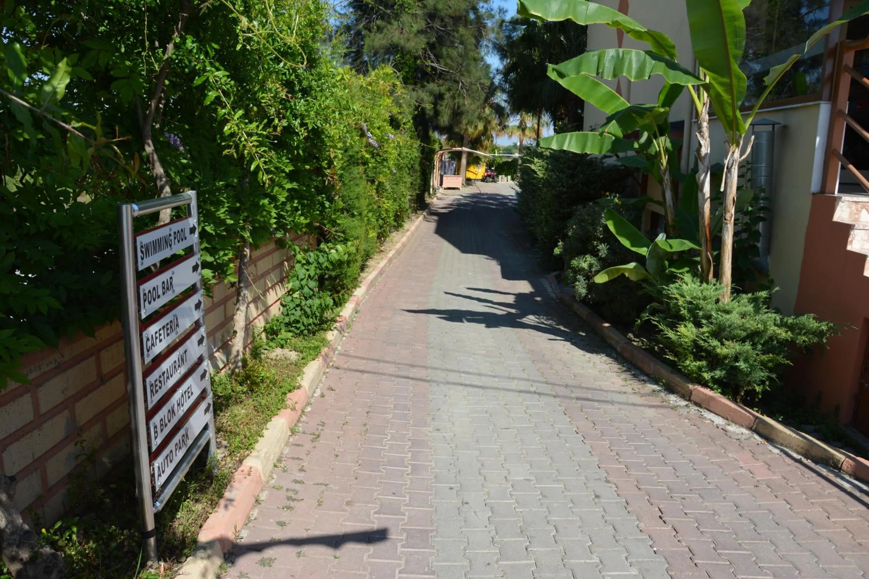 Facade/entrance in Yavuzhan Hotel
