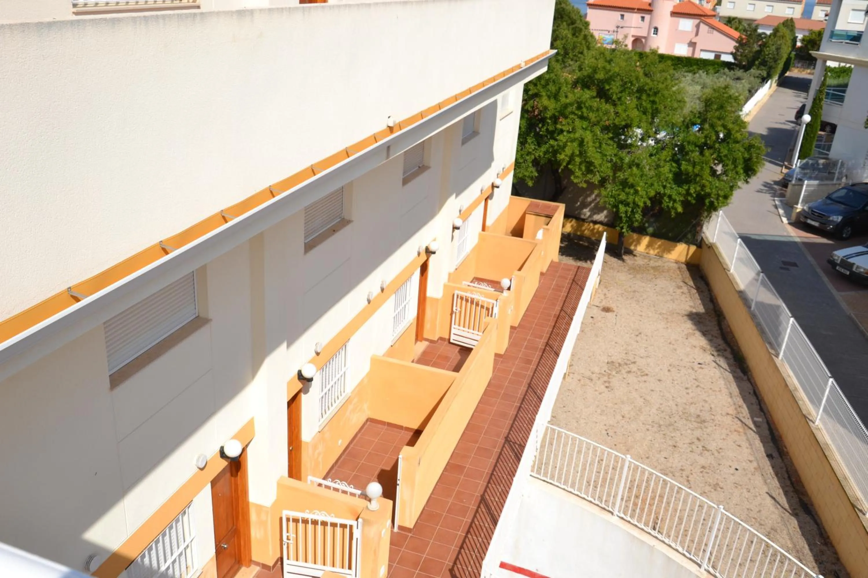 Facade/entrance in Kione Villamar