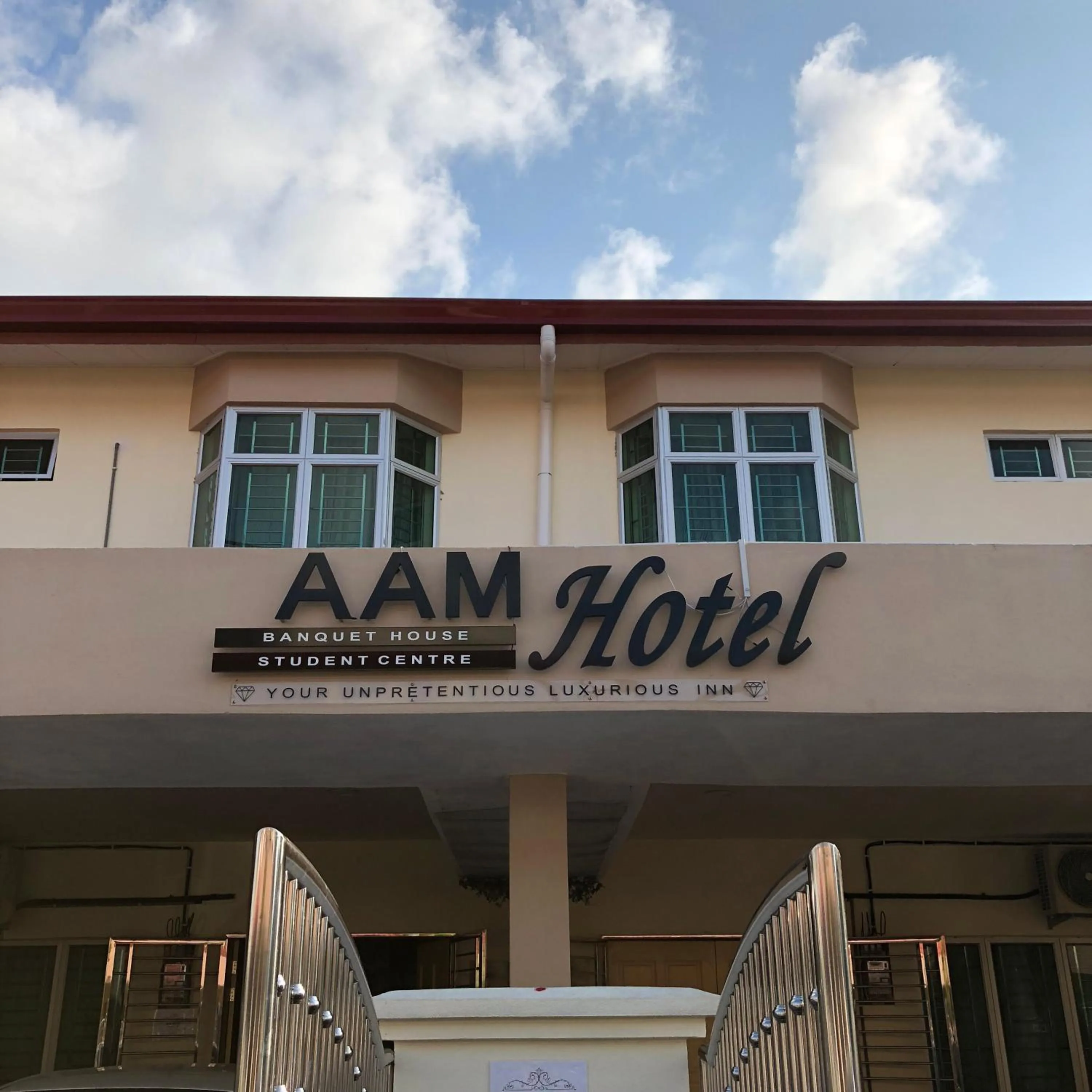 Facade/entrance in AAM Hotel