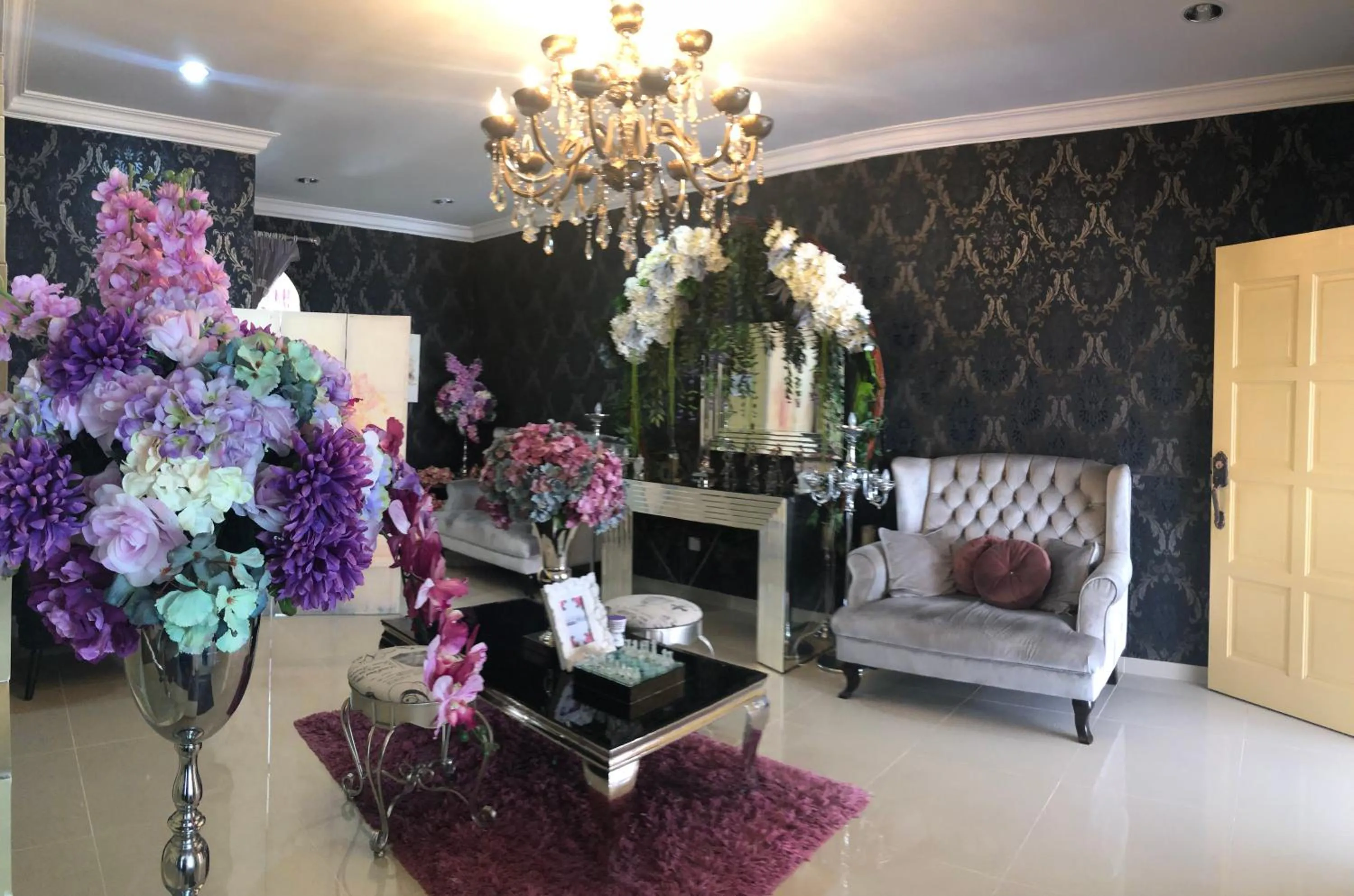 Living room in AAM Hotel