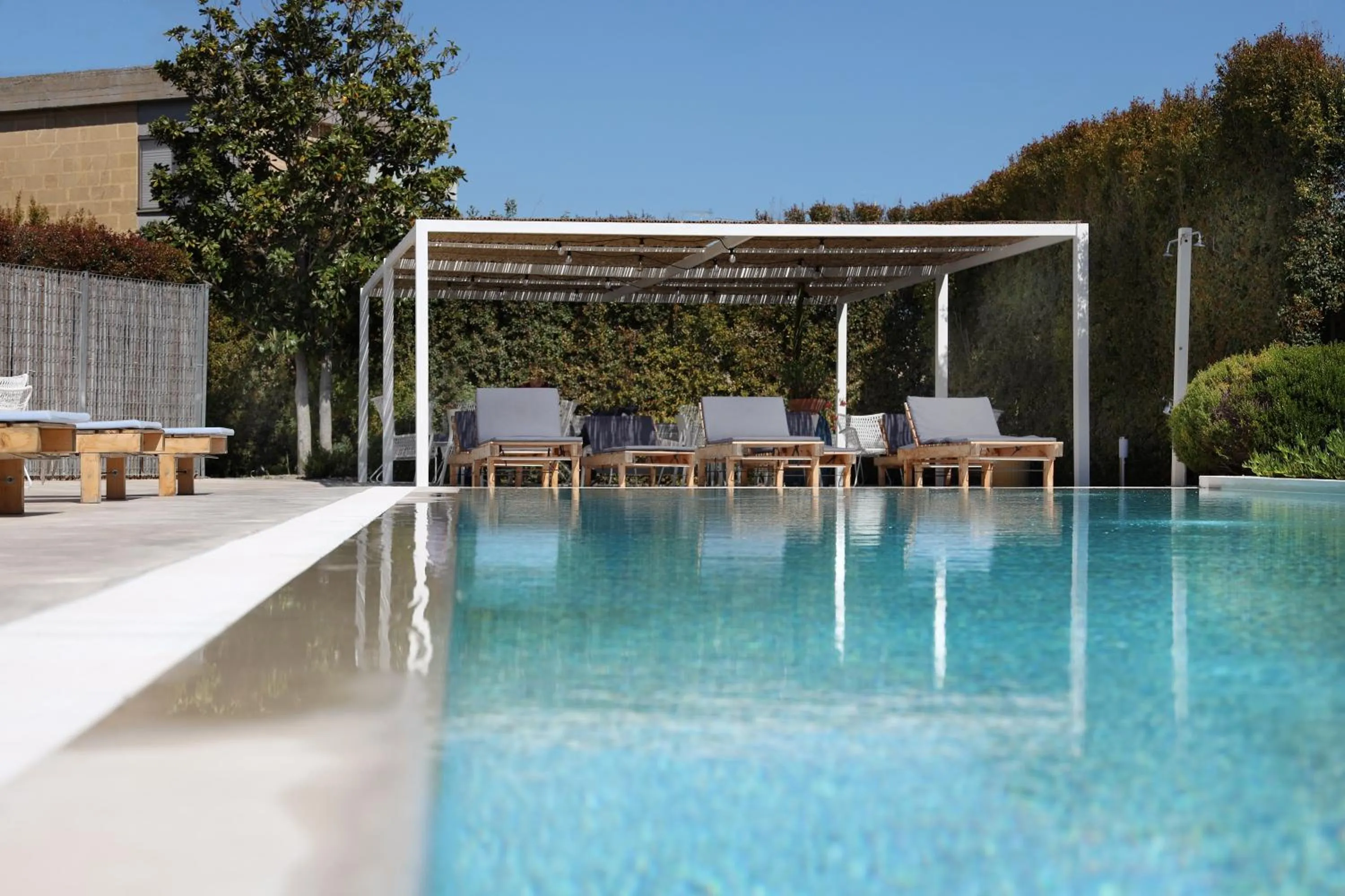 Swimming pool in Salento Residence & Suite