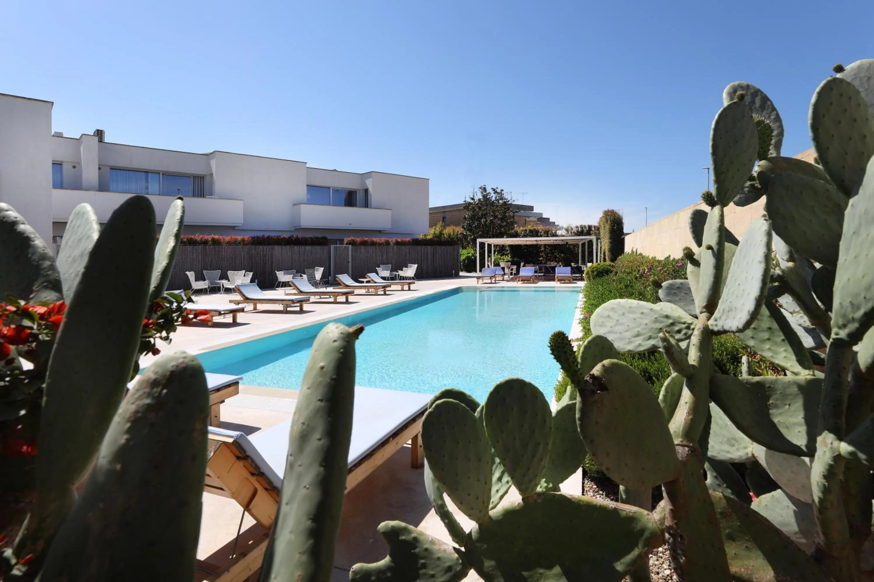 Pool view in Salento Residence & Suite