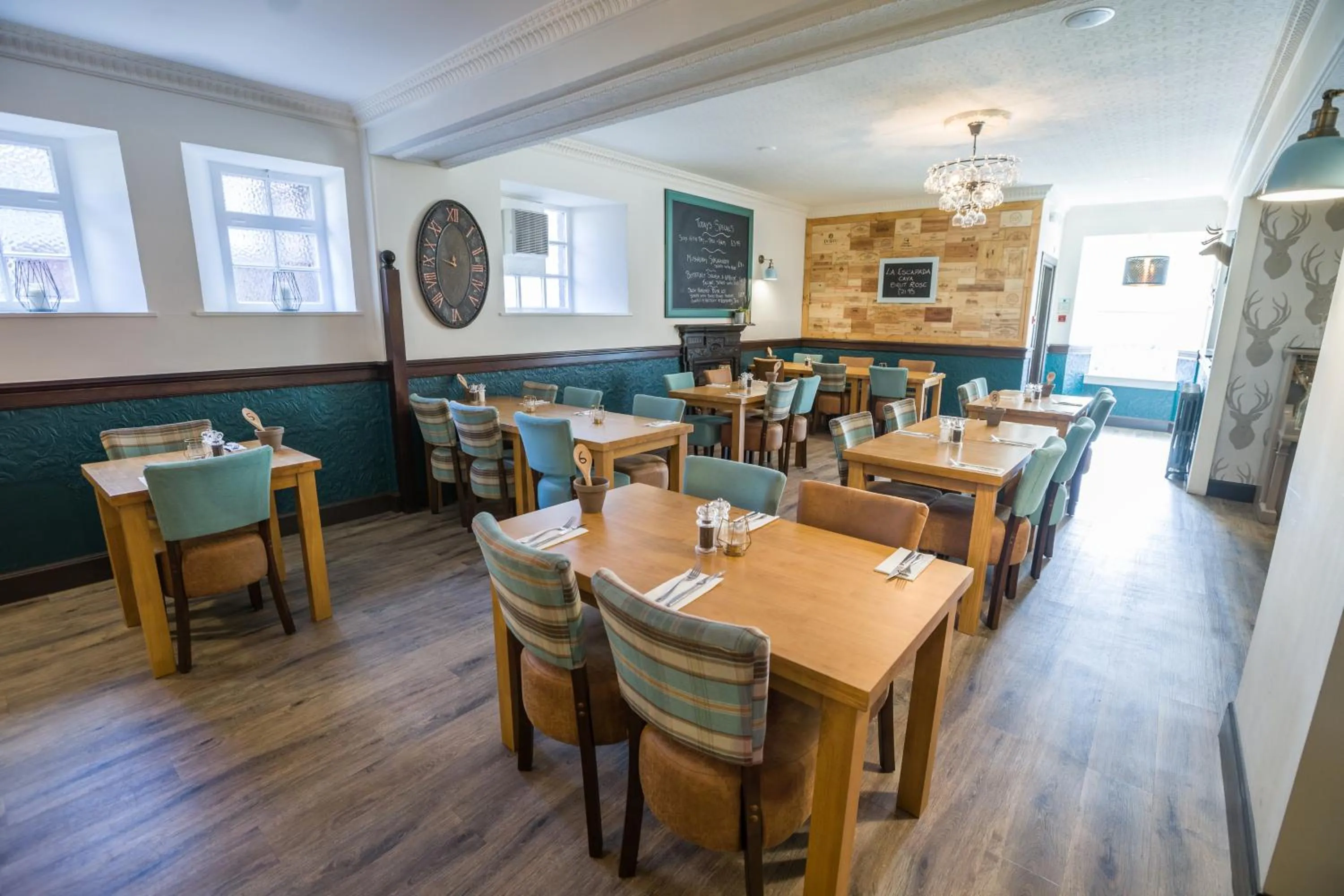 Restaurant/places to eat in The Torfin