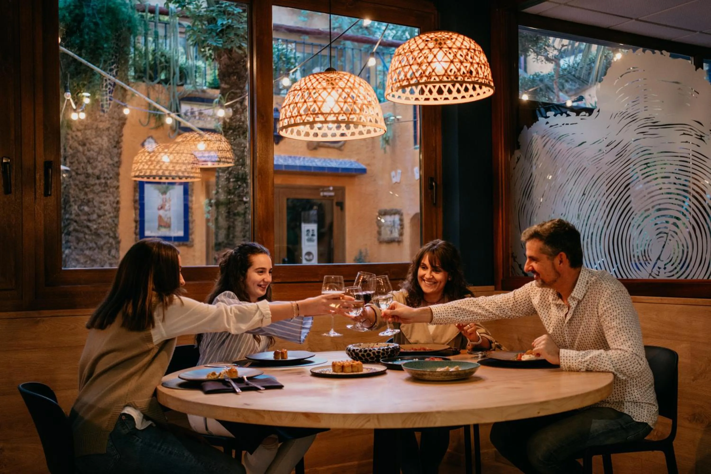 Restaurant/places to eat in El Camí Hotel