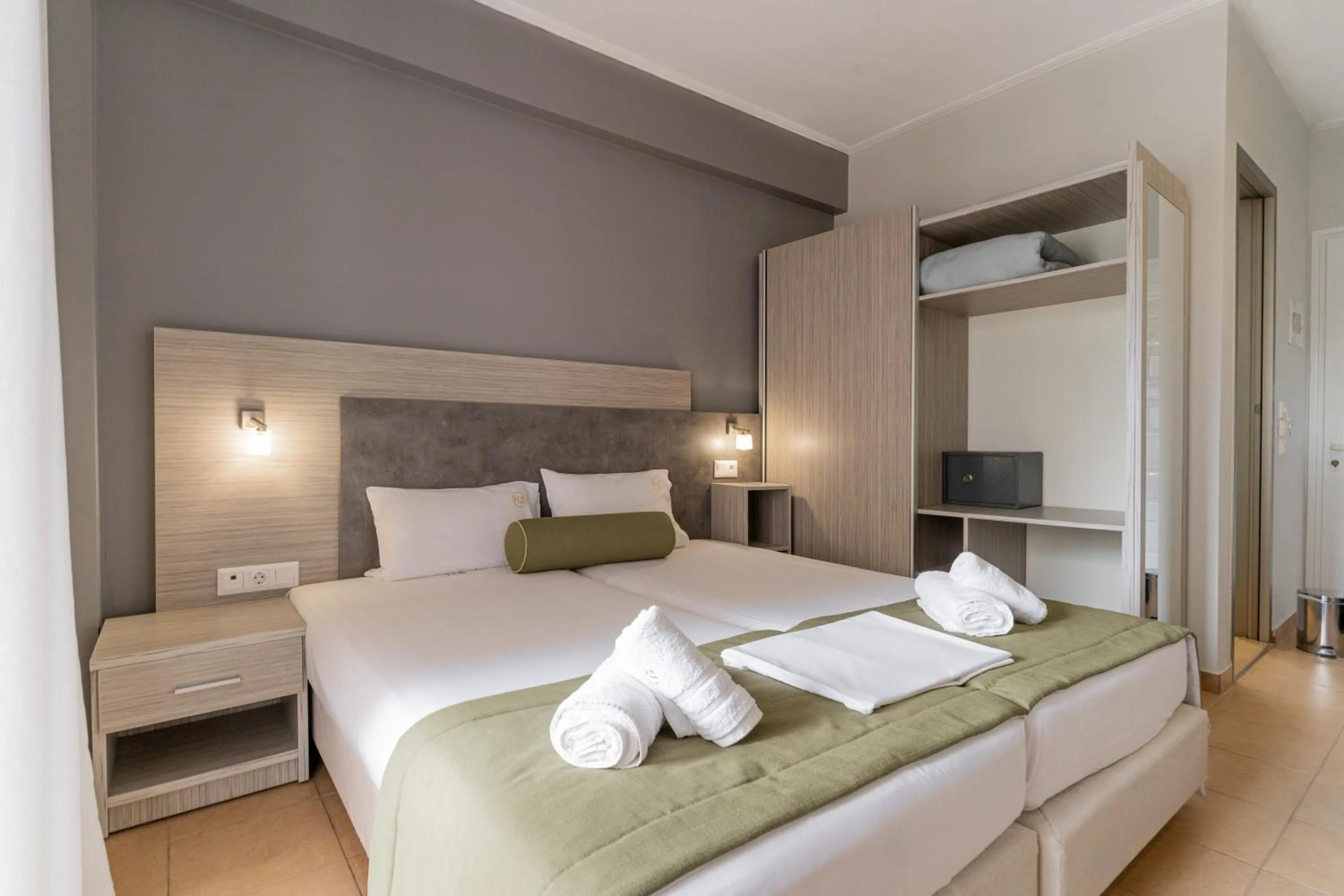 Siviris Golden Beach