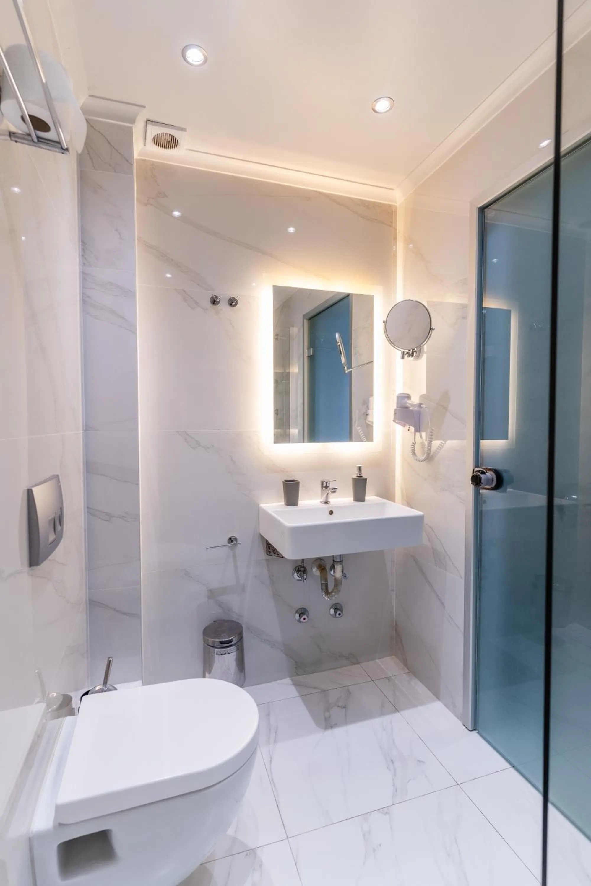 Shower in Siviris Golden Beach