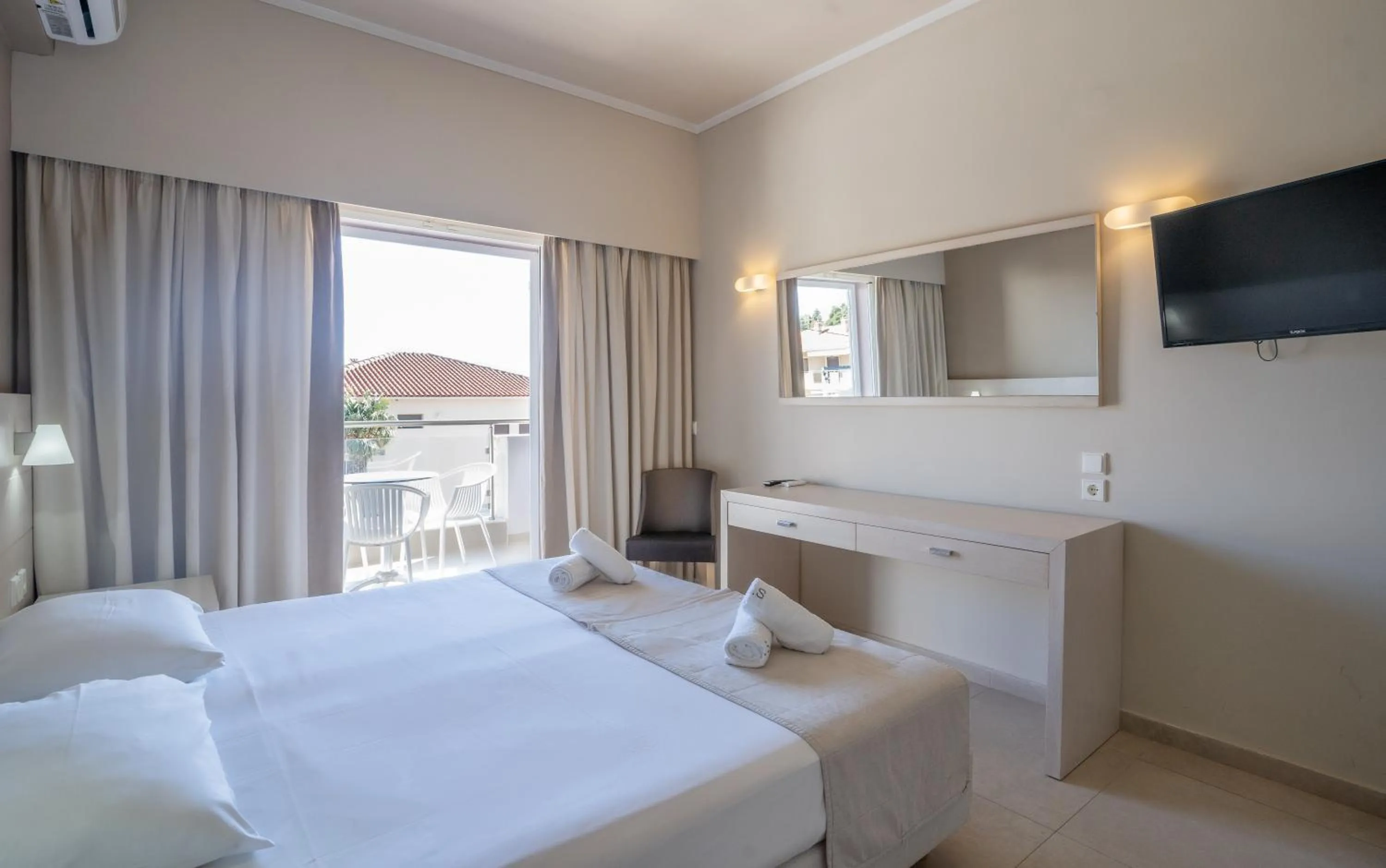 Siviris Golden Beach