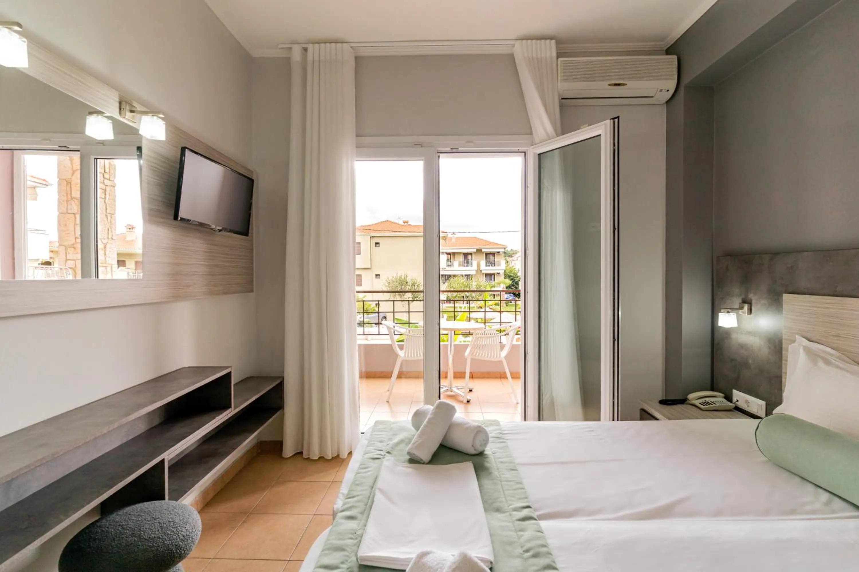 Siviris Golden Beach