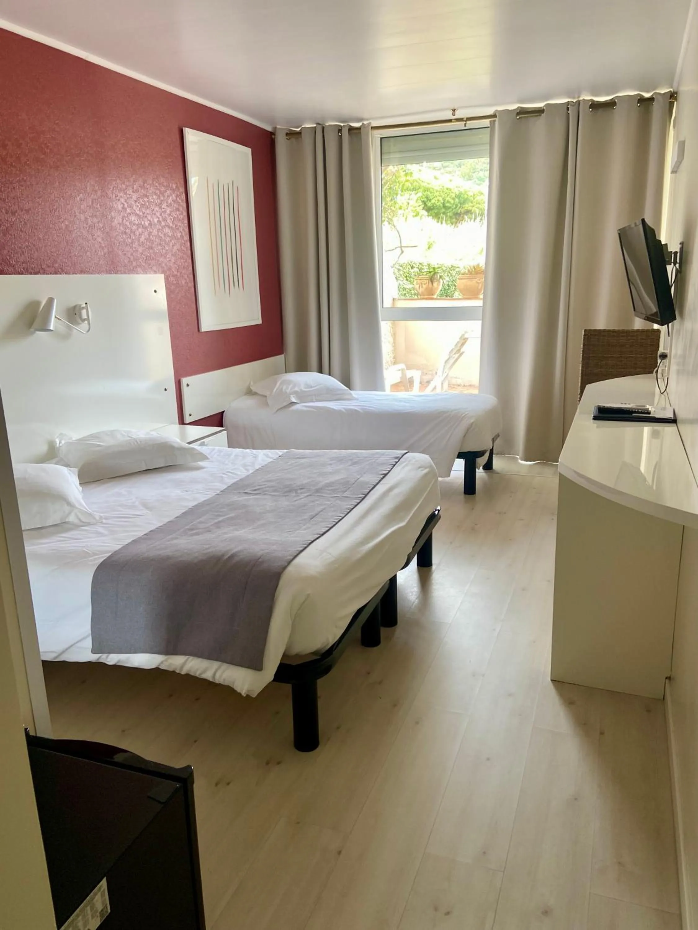 Bedroom in Les Alcyons