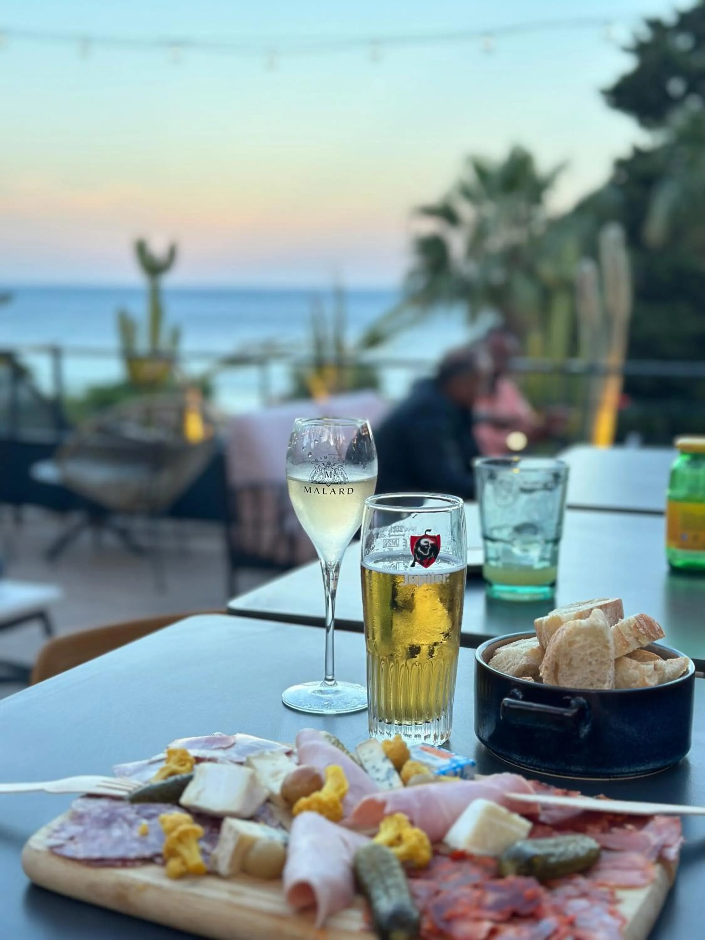 Food and drinks in Les Alcyons