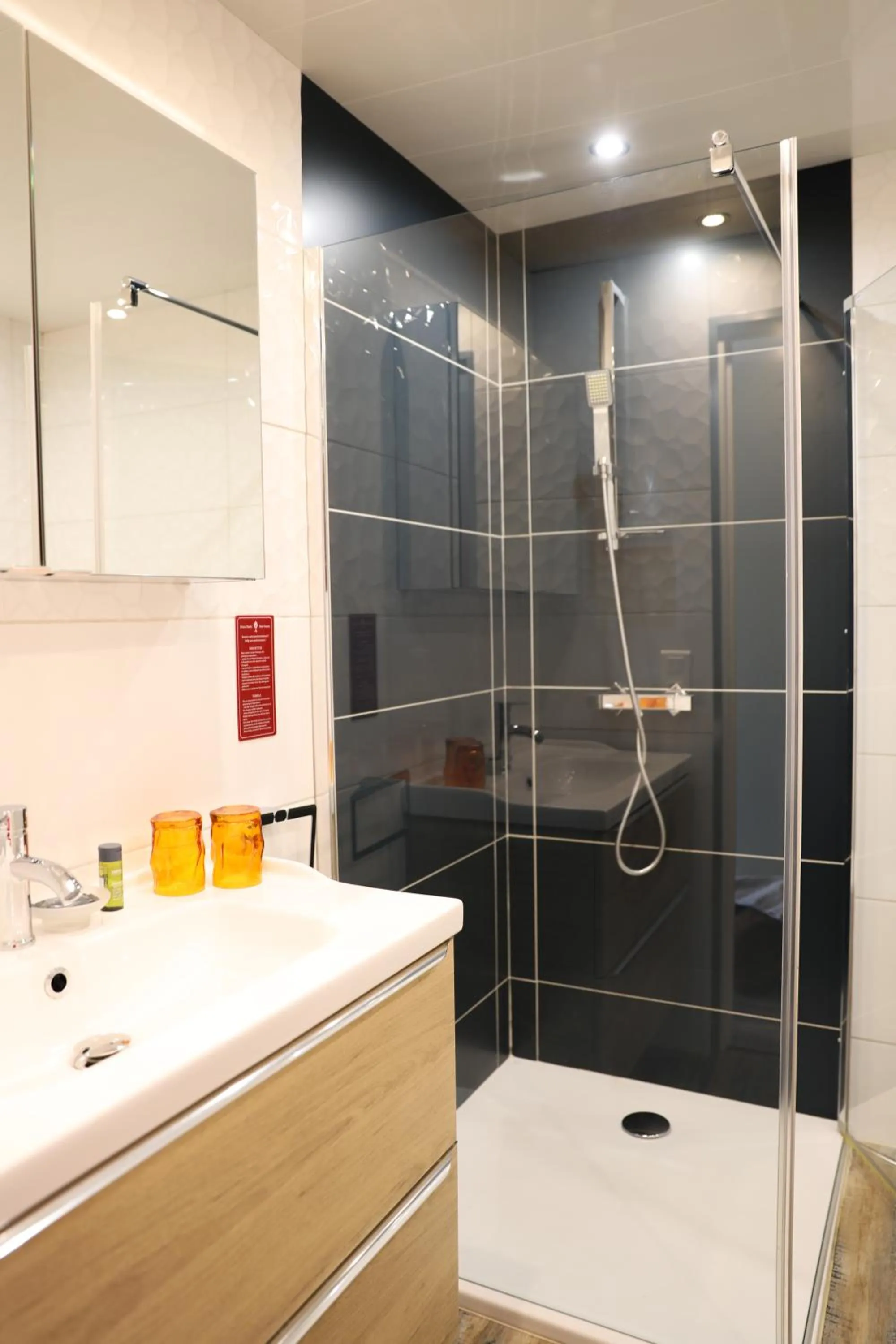 Bathroom in Les Alcyons