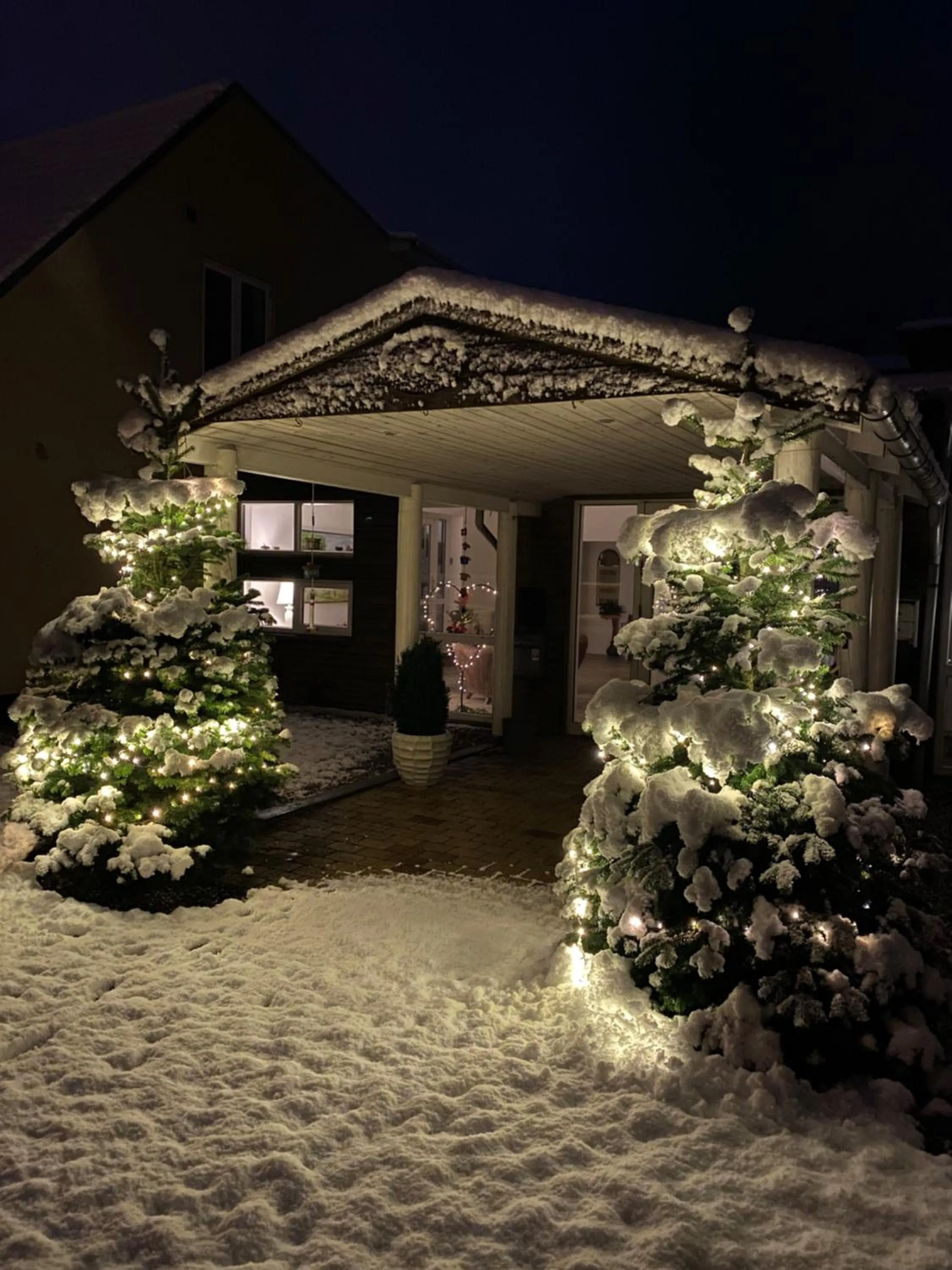 Property building in Hotel Havlund Bed and Breakfast