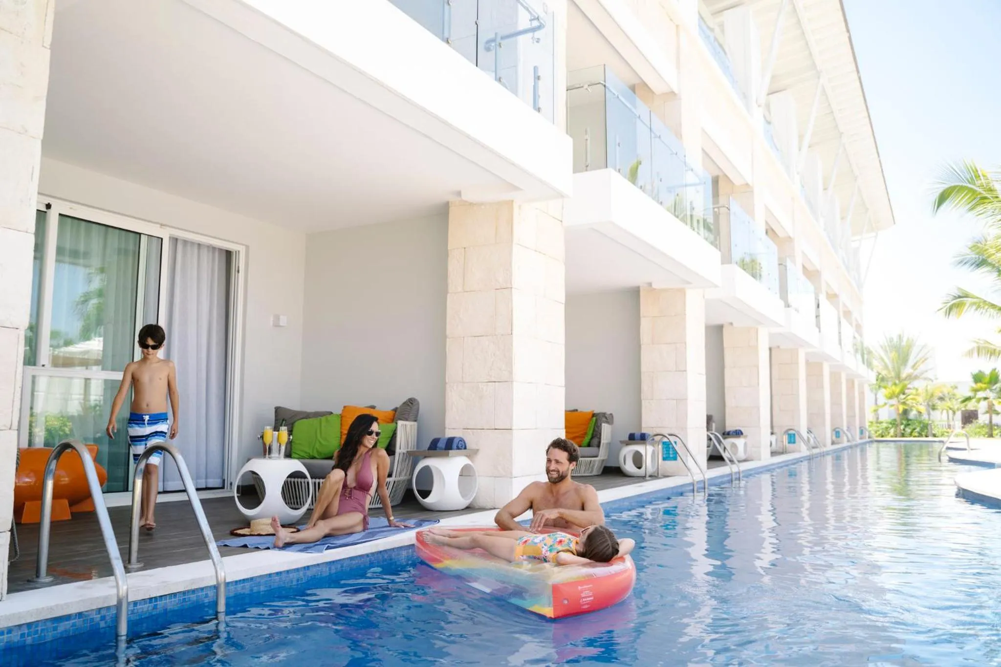 Lounge or bar in Nickelodeon Hotels & Resorts Punta Cana - Gourmet All Inclusive by Karisma