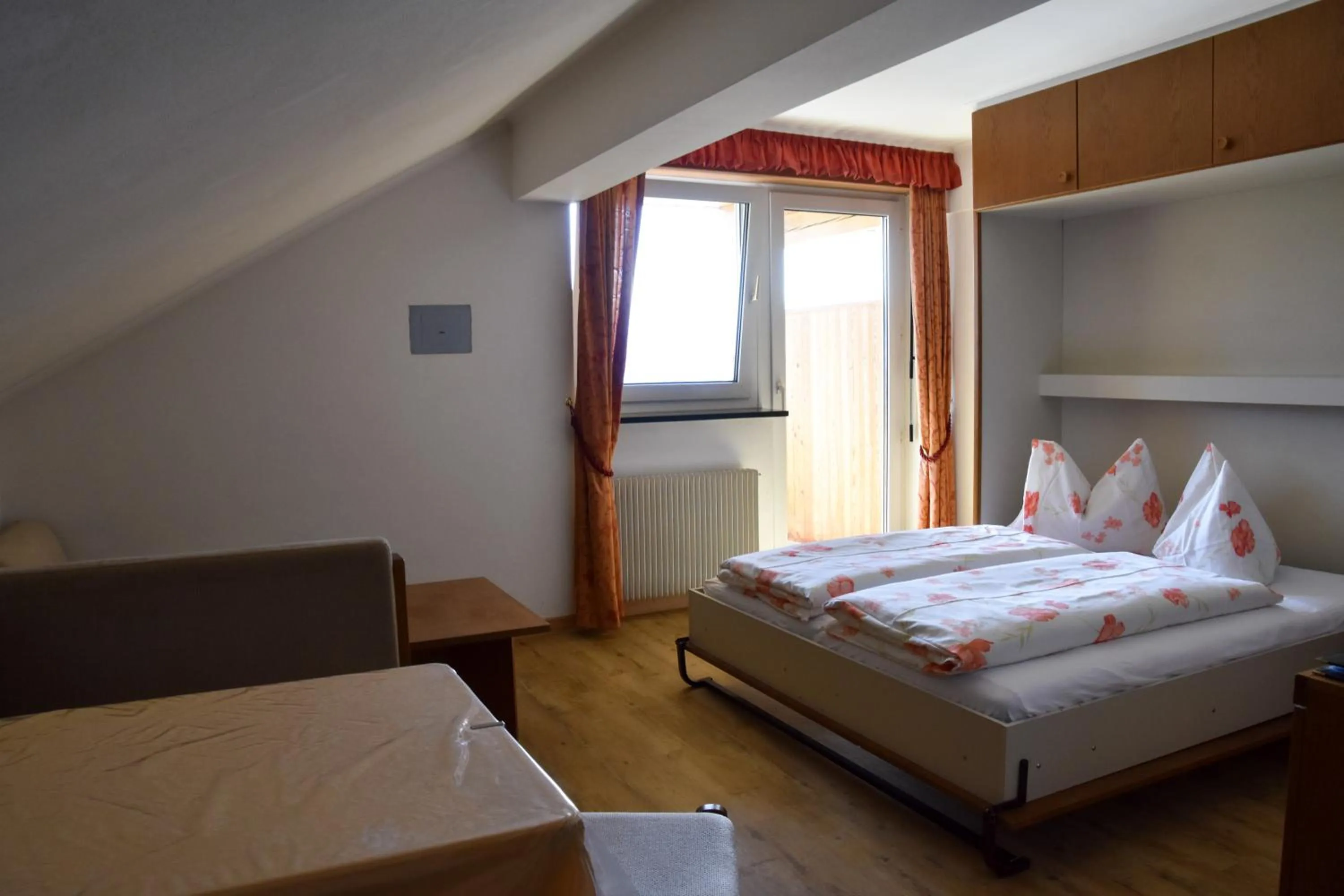 Bed in Residence Terentis