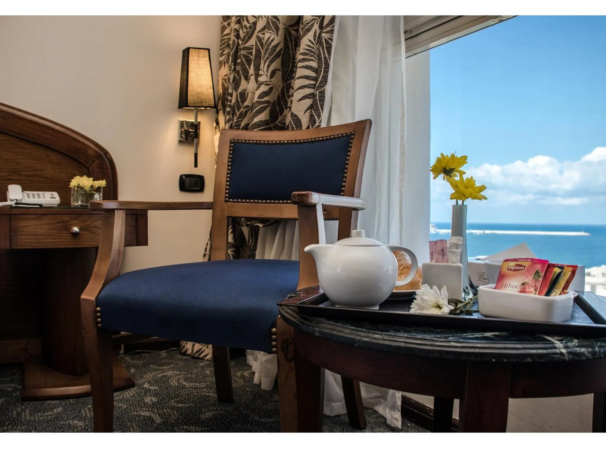 Coffee/tea facilities in Cherry Maryski Hotel