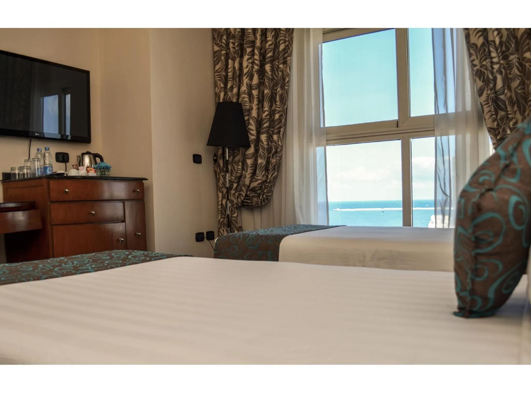 Bedroom, Bed in Cherry Maryski Hotel