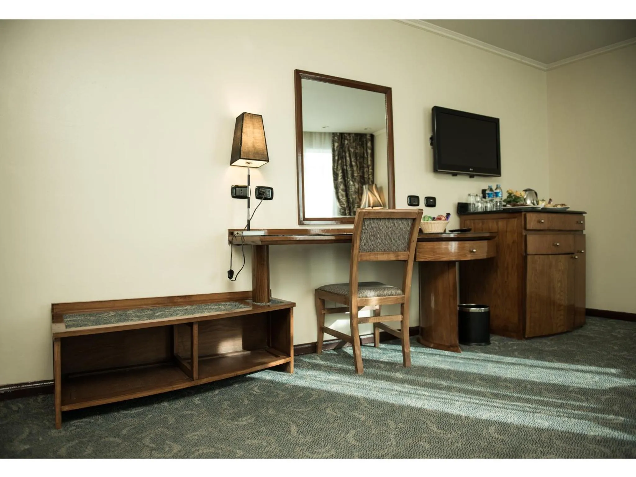 Bedroom in Cherry Maryski Hotel