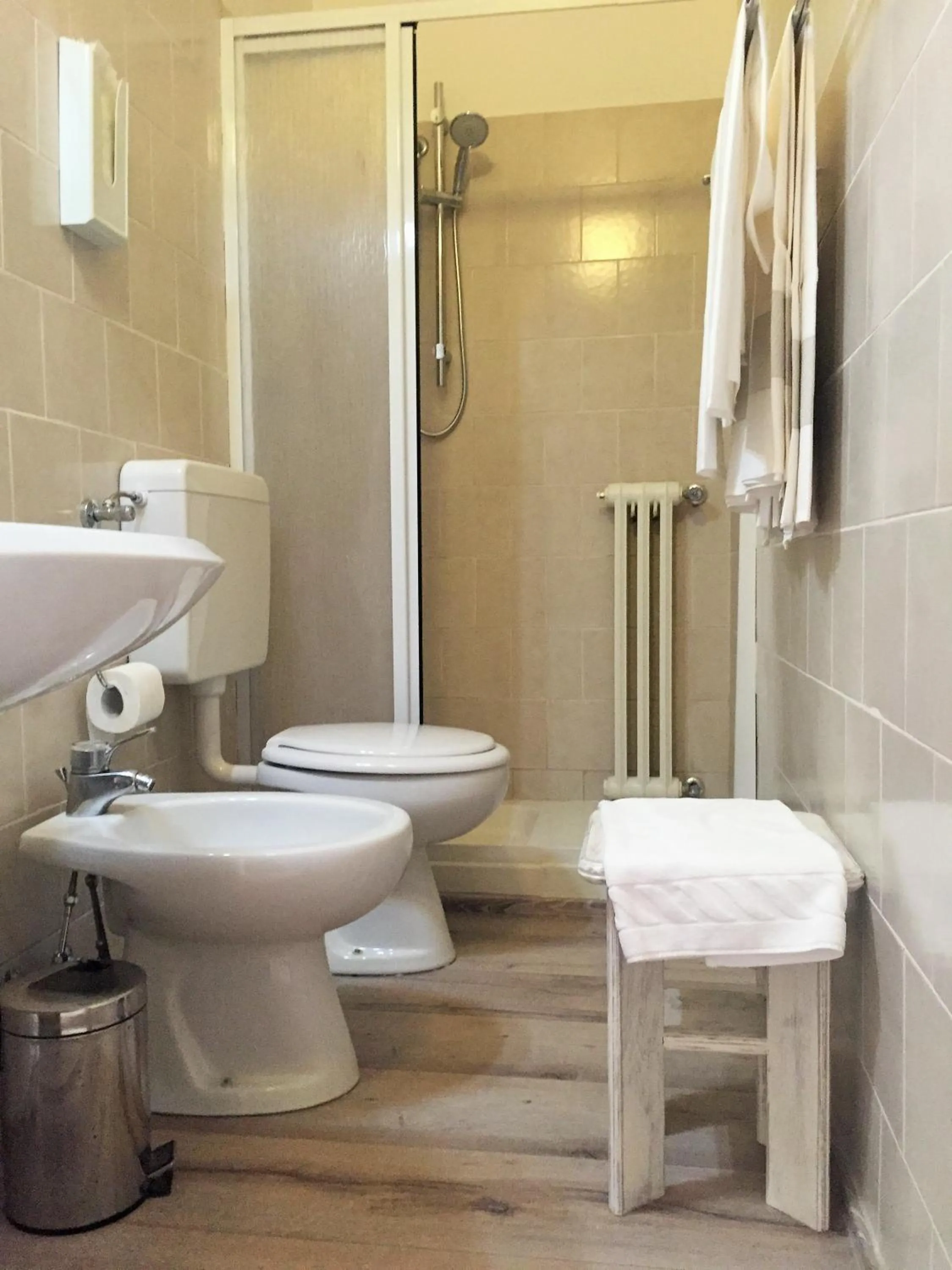 Shower in Hotel Ciocca