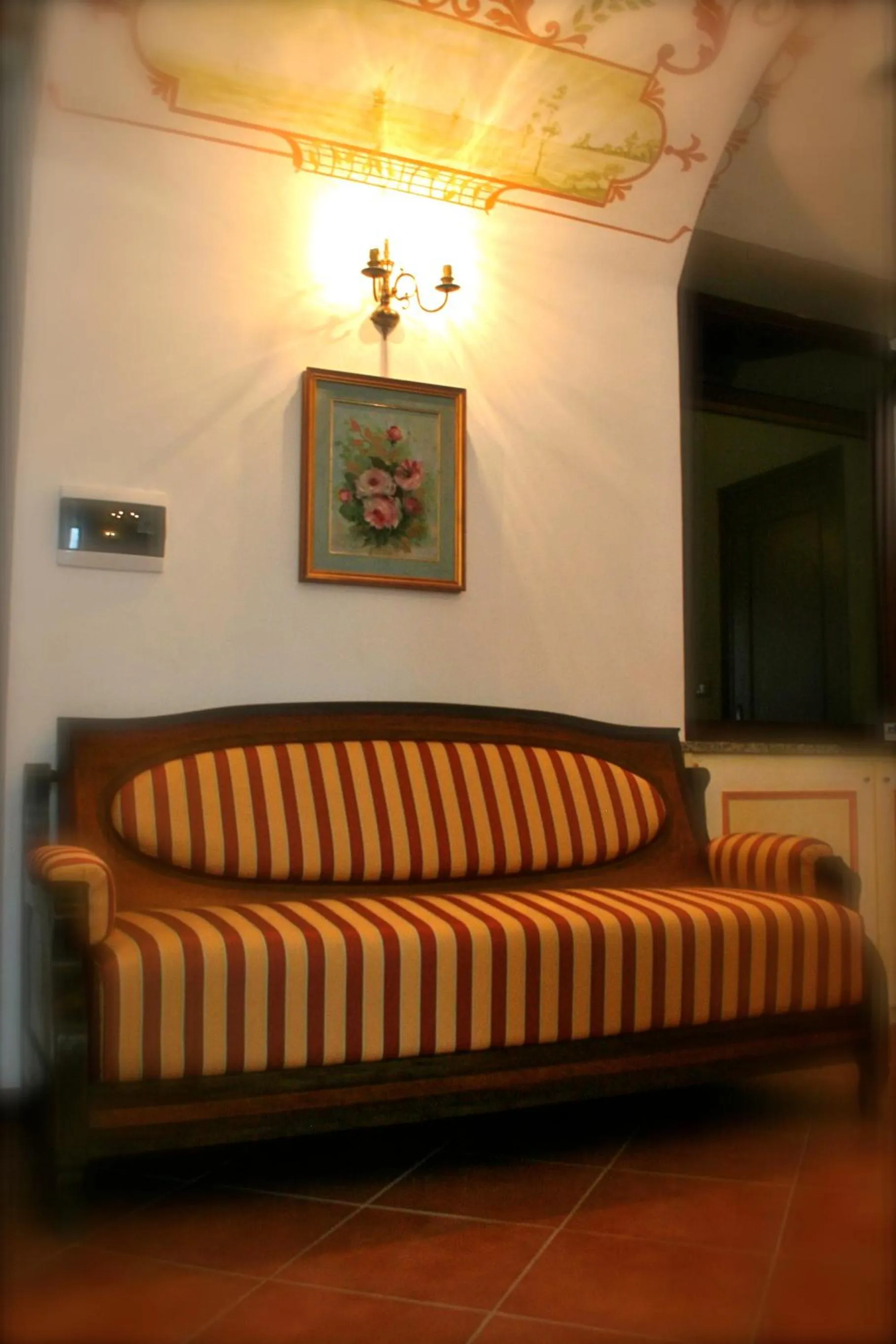 Communal lounge/ TV room, Bed in Hotel Ciocca