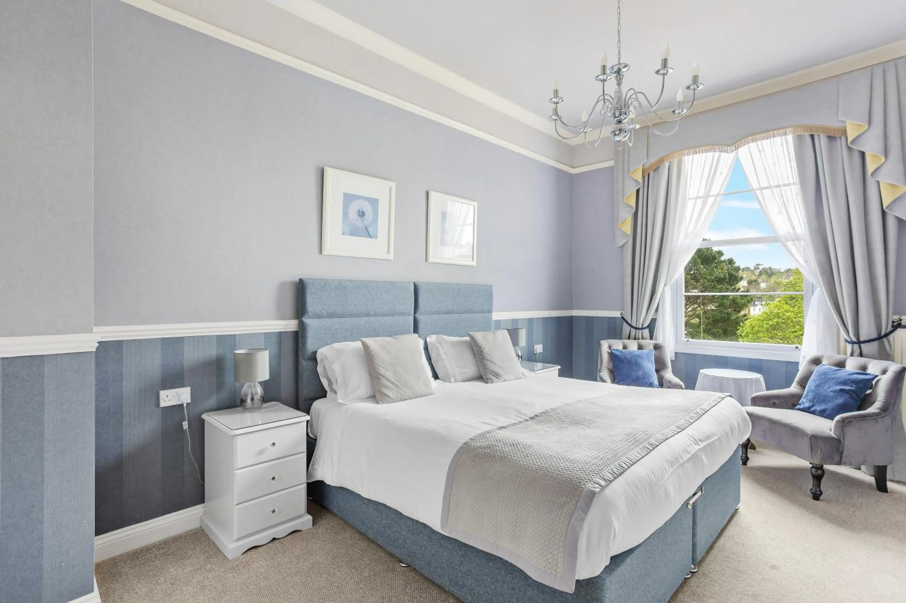 Photo of the whole room, Bed in The Berburry