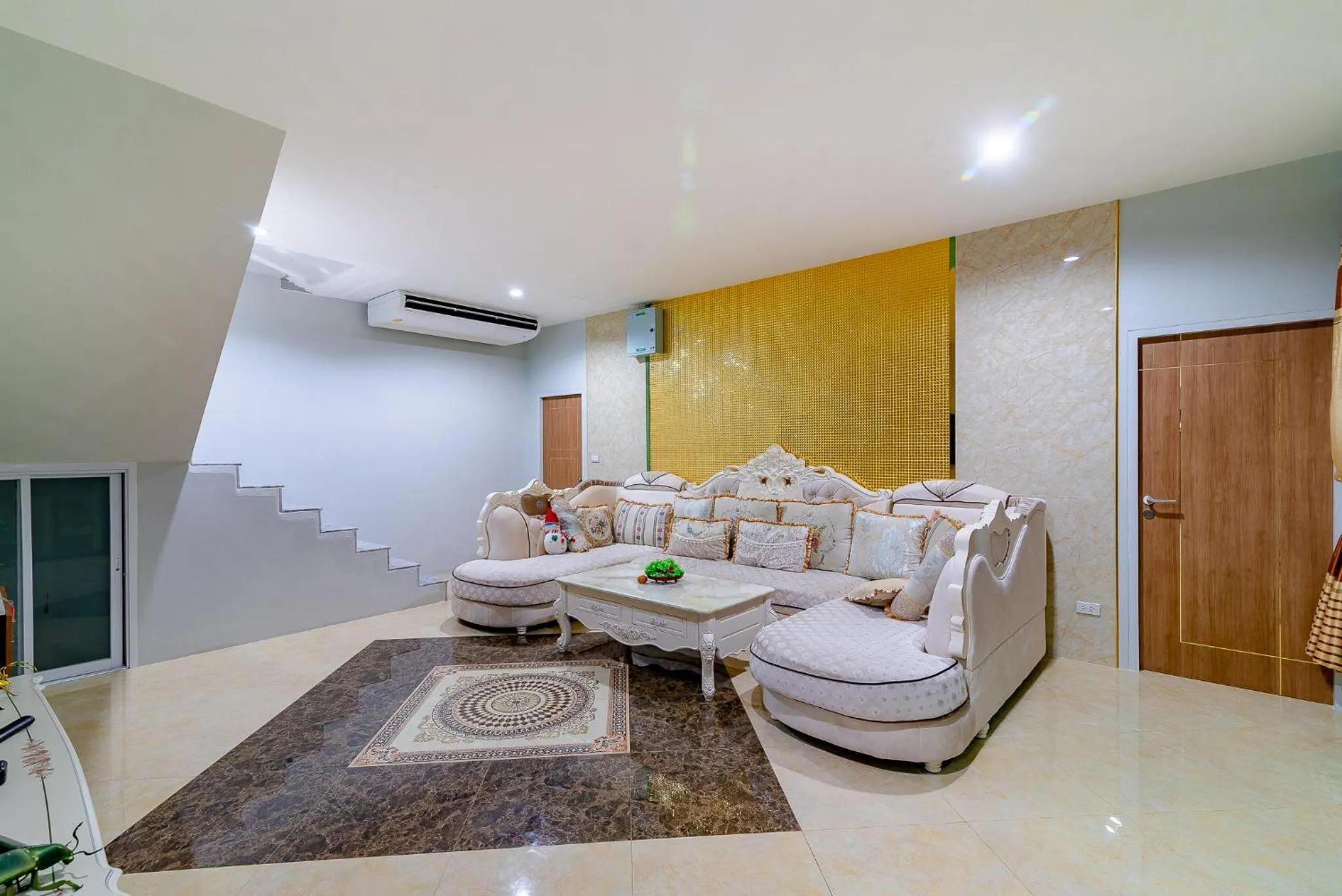 Karaoke in Smart home huahin