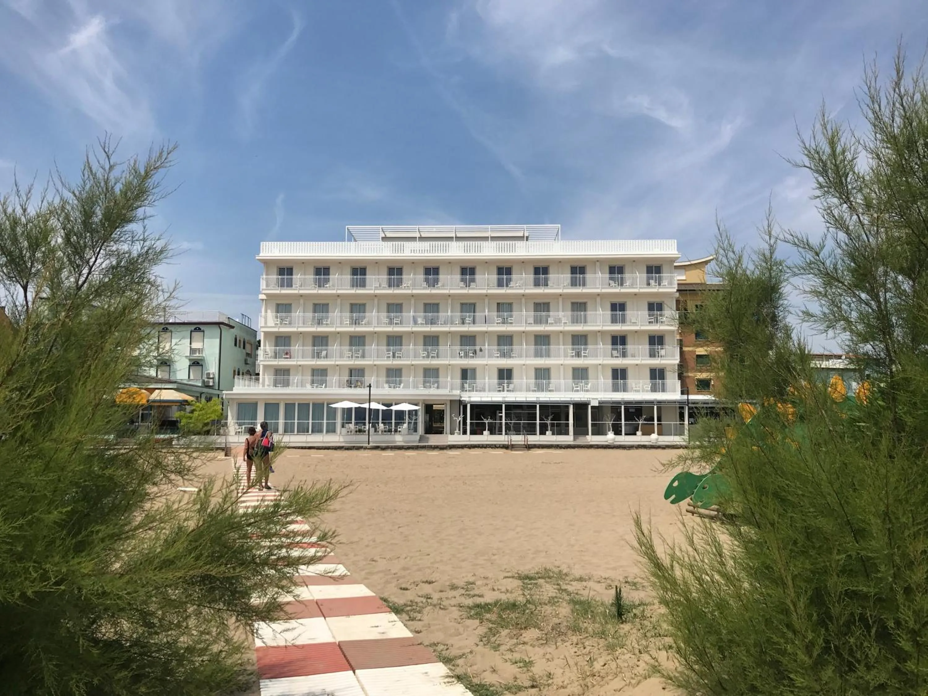 Property building in Stellamare