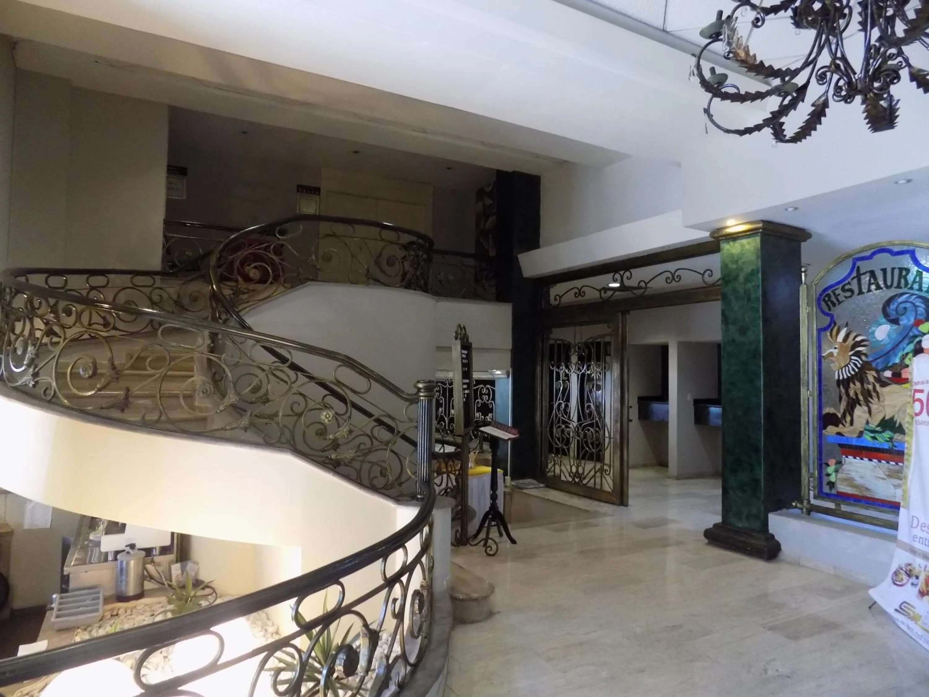 Lobby or reception in Hotel San Marcos Express