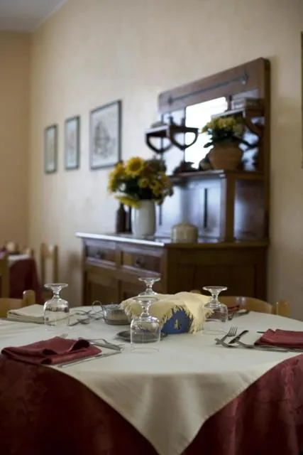 Restaurant/places to eat in Albergo Villa Mauri