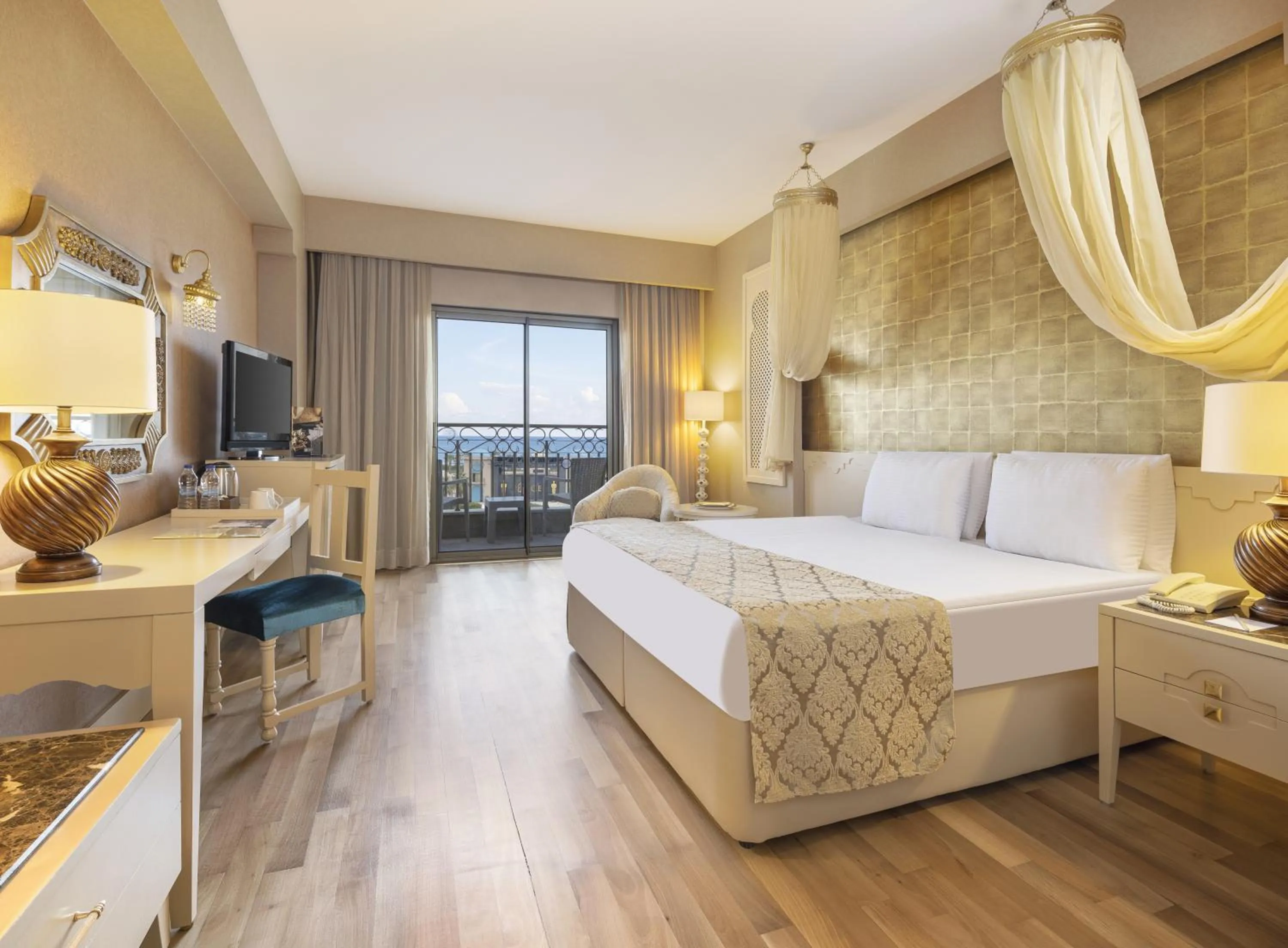 Bedroom, Bed in Spice Hotel & Spa - Ultra All Inclusive