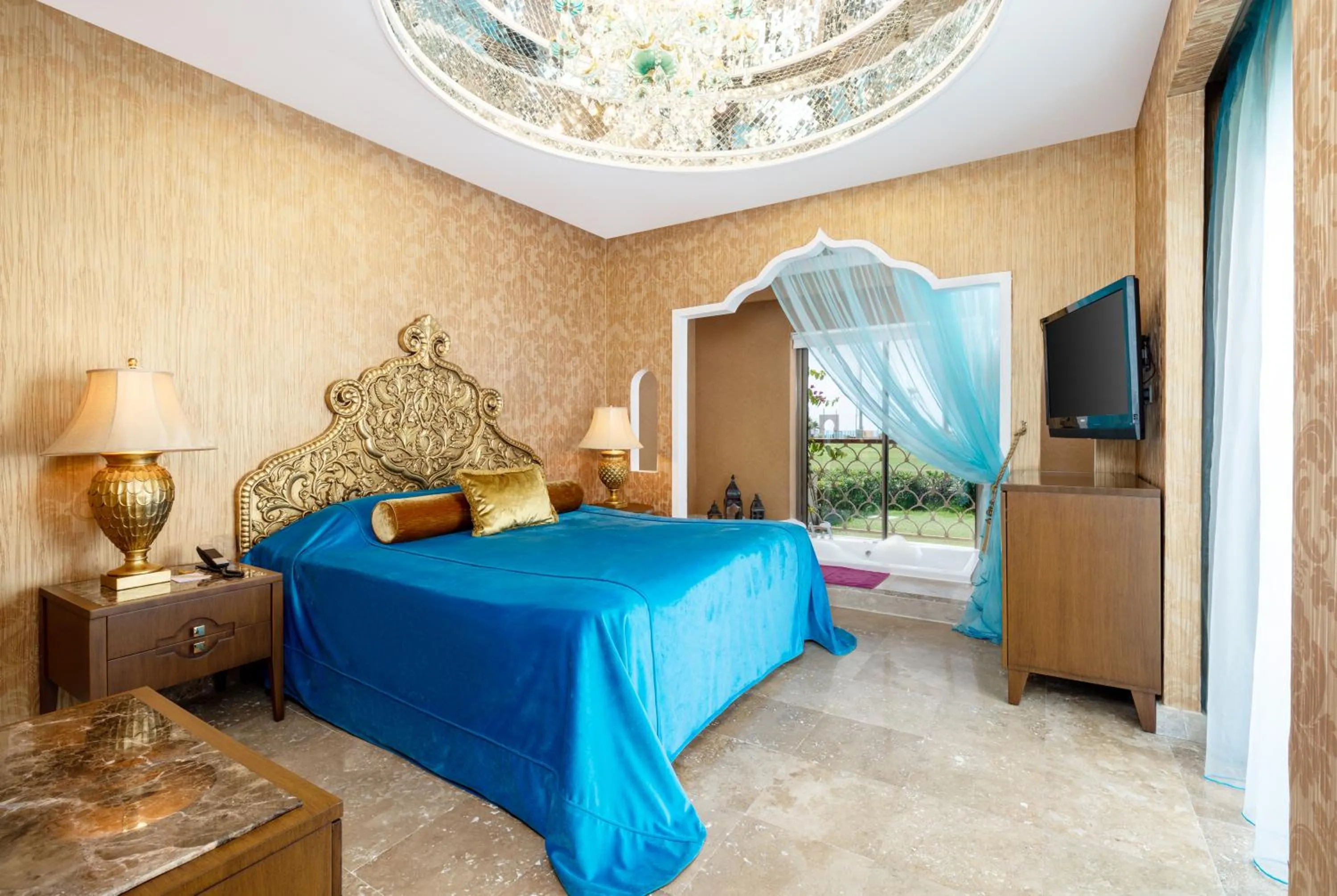 Bedroom, Bed in Spice Hotel & Spa - Ultra All Inclusive
