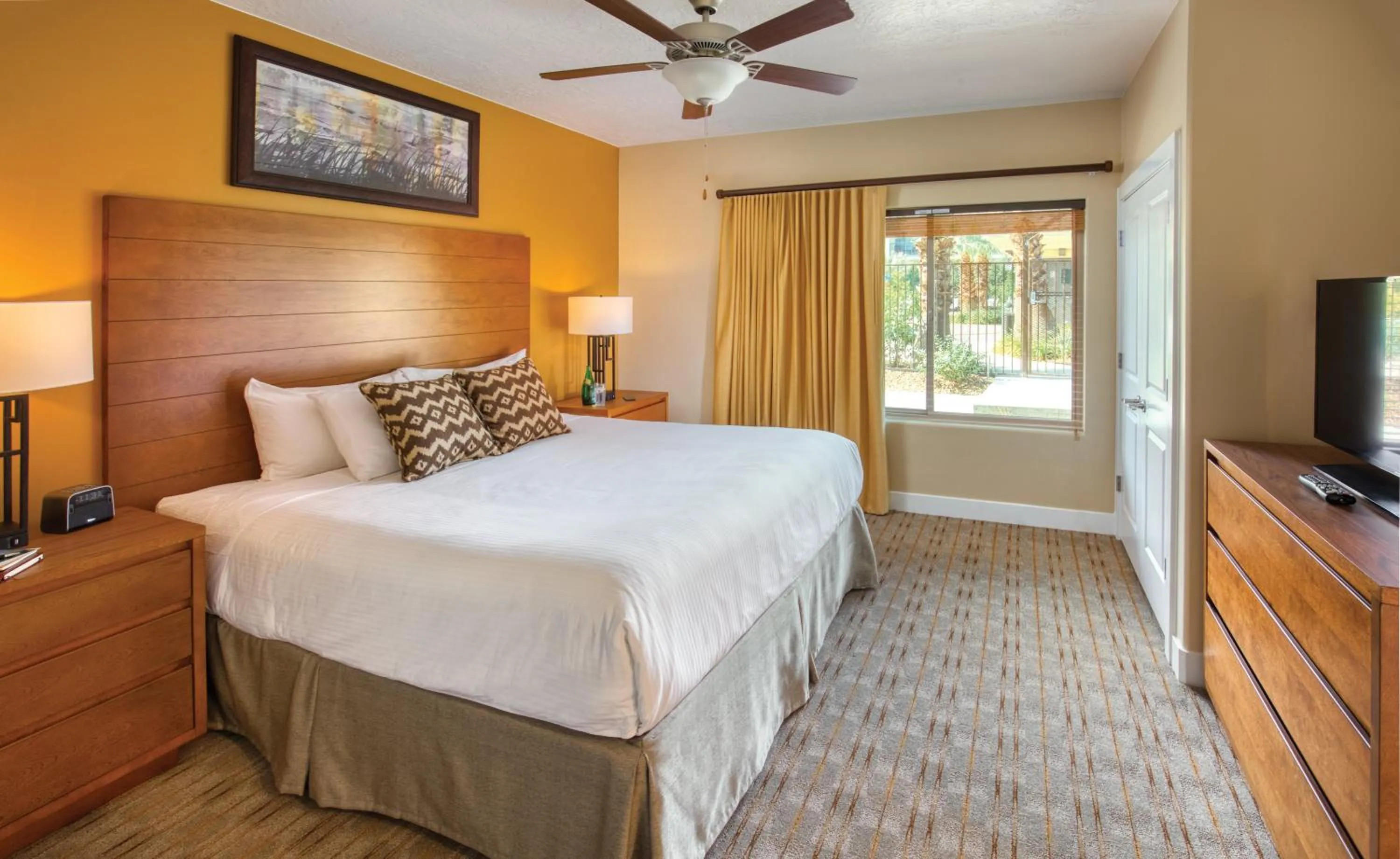 Photo of the whole room, Bed in WorldMark Estancia