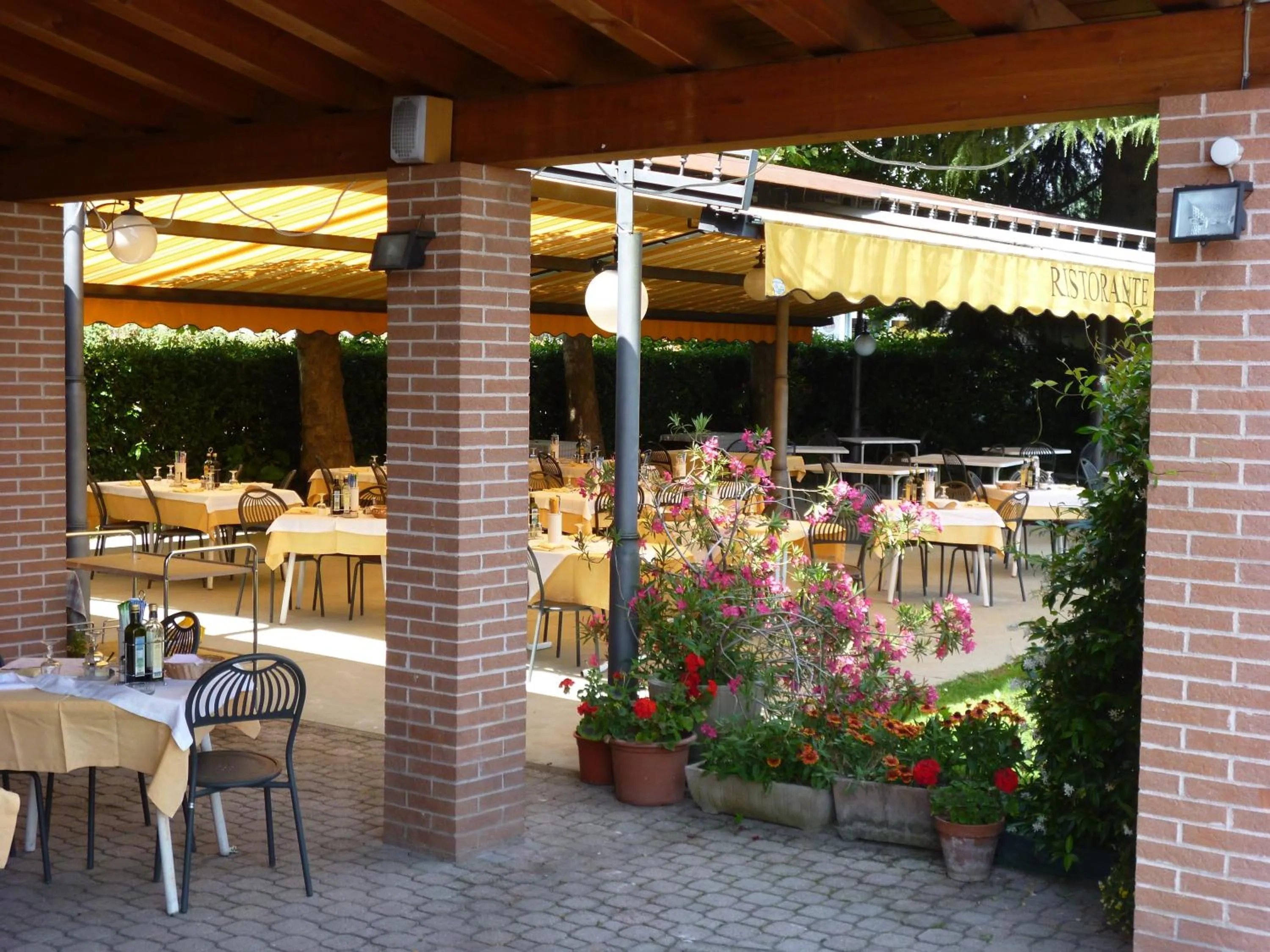 Garden in Albergo Villa Eva