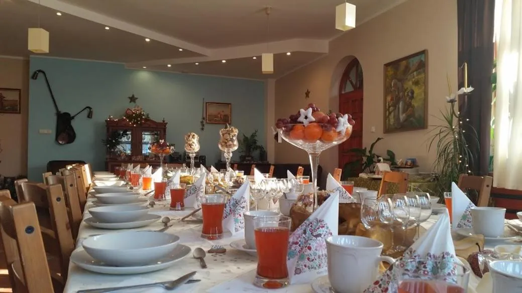 Food and drinks in Gościnny Dom