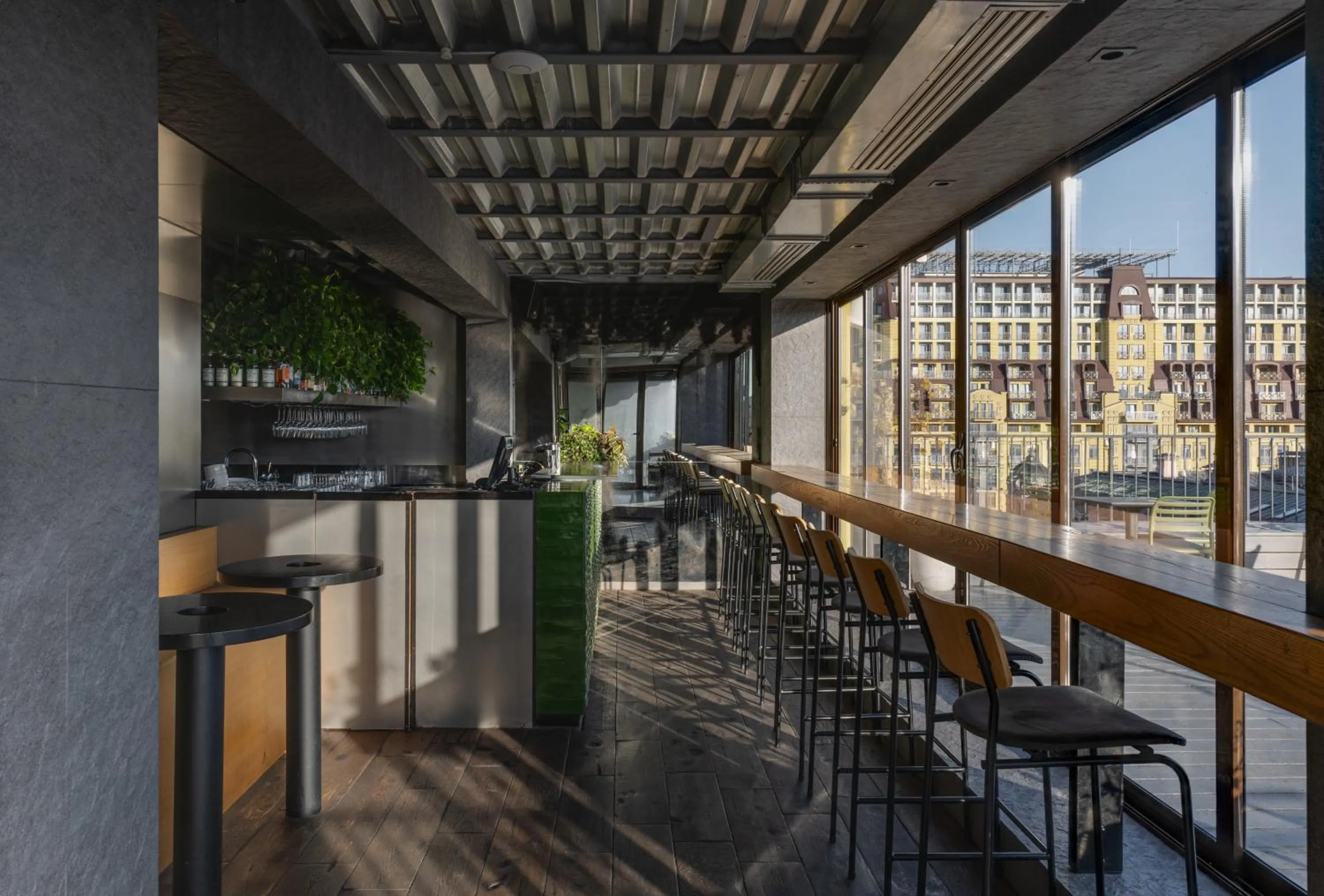 Nightclub / DJ in BURSA Hotel Kyiv