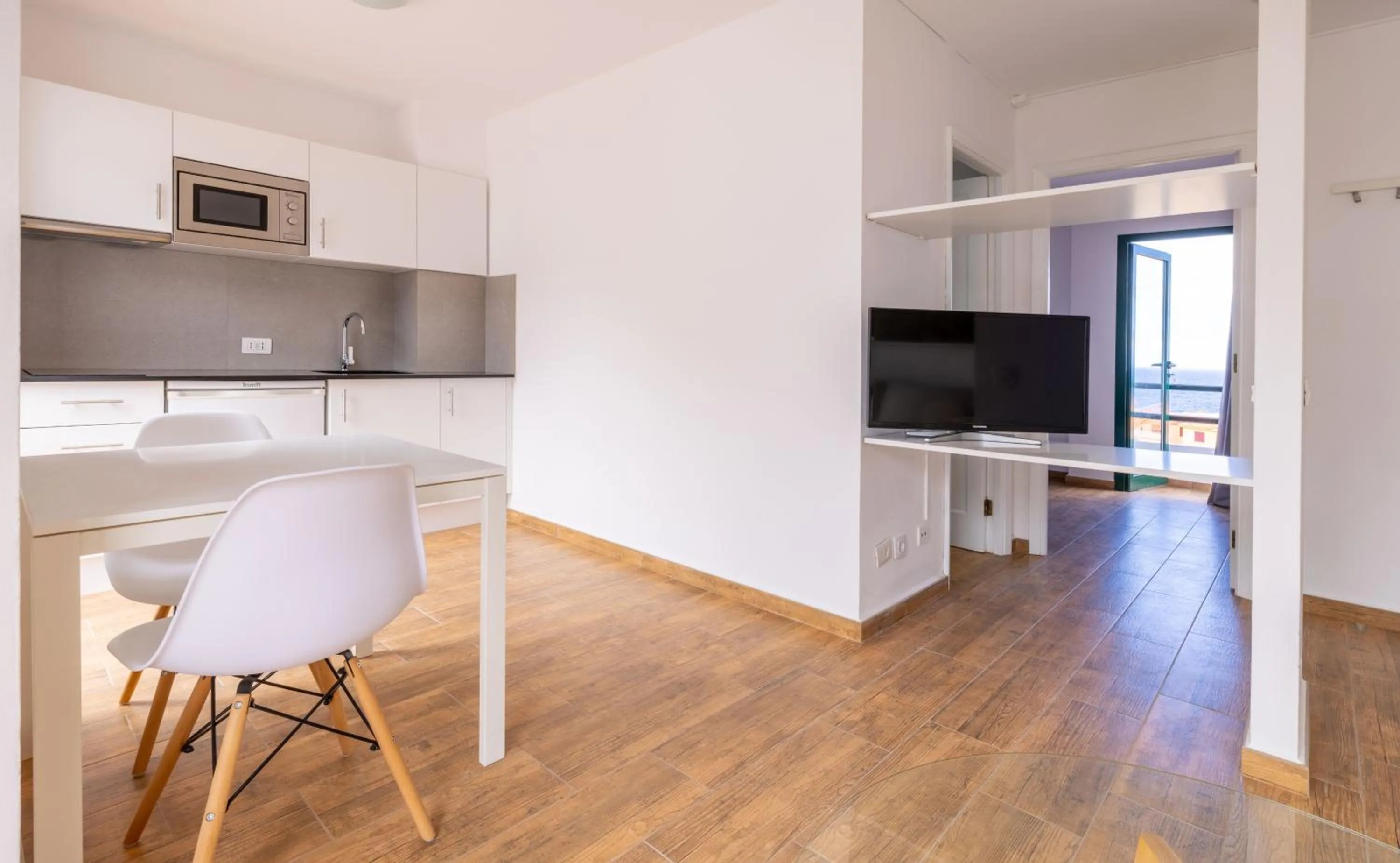 Kitchen or kitchenette in Apartamentos Los Rosales