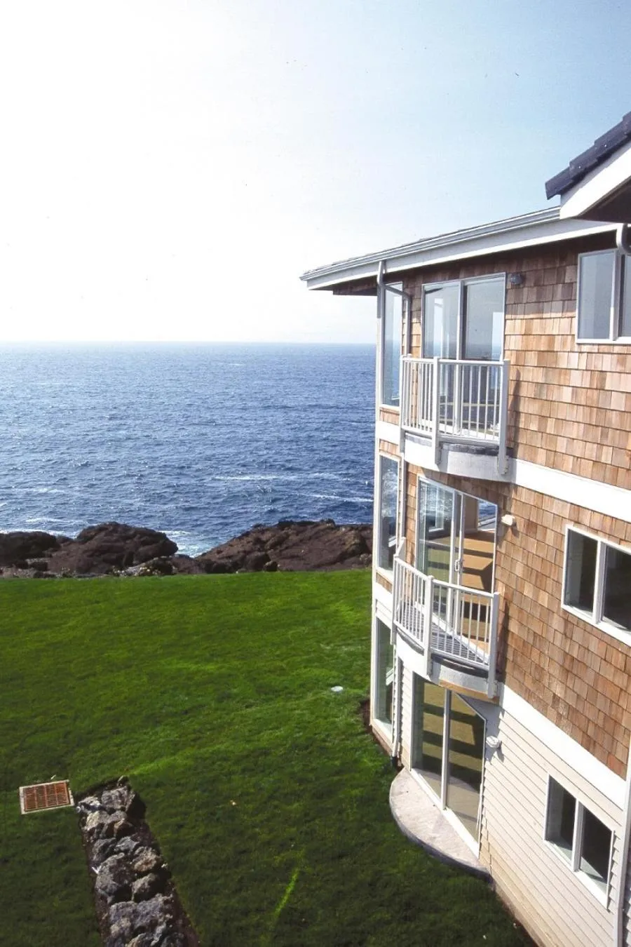 Property building in WorldMark Depoe Bay