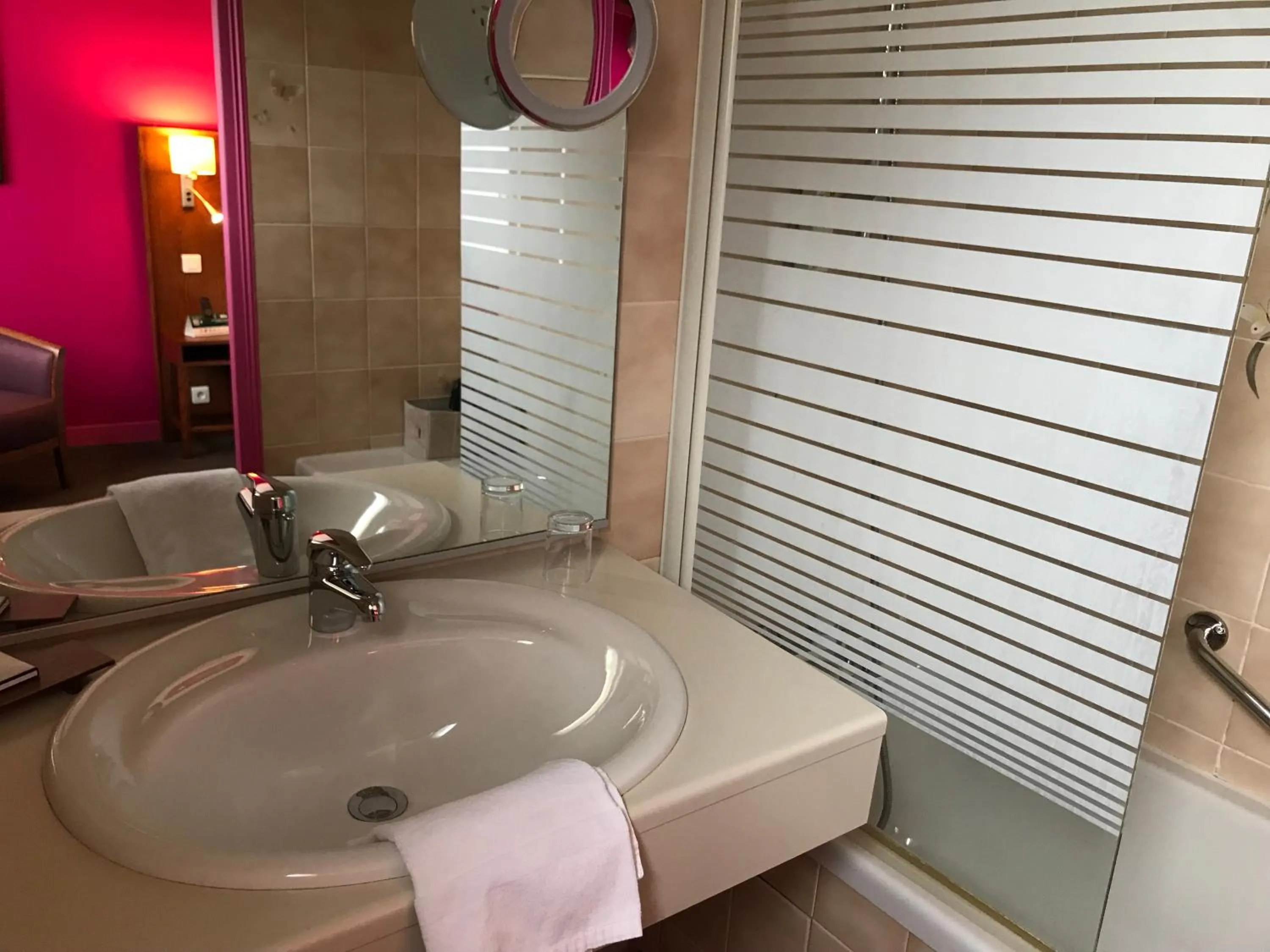 Logis Hotel & Restaurant La Paix