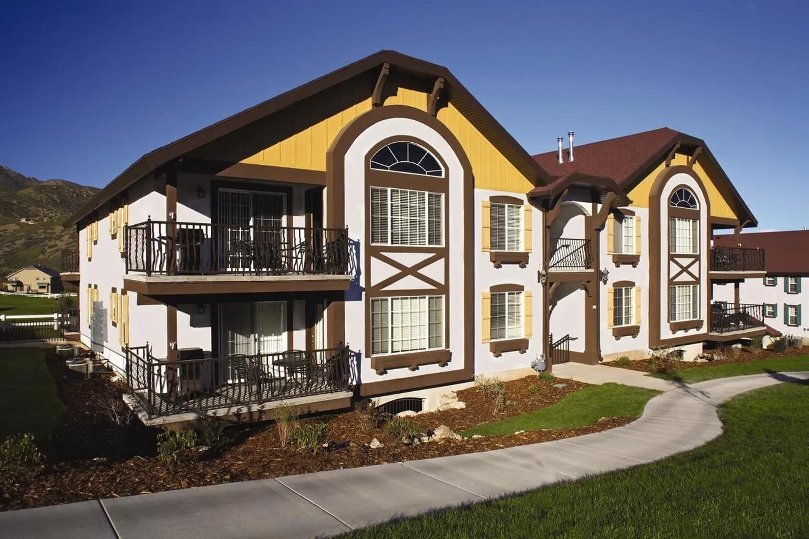 Property building in WorldMark Midway