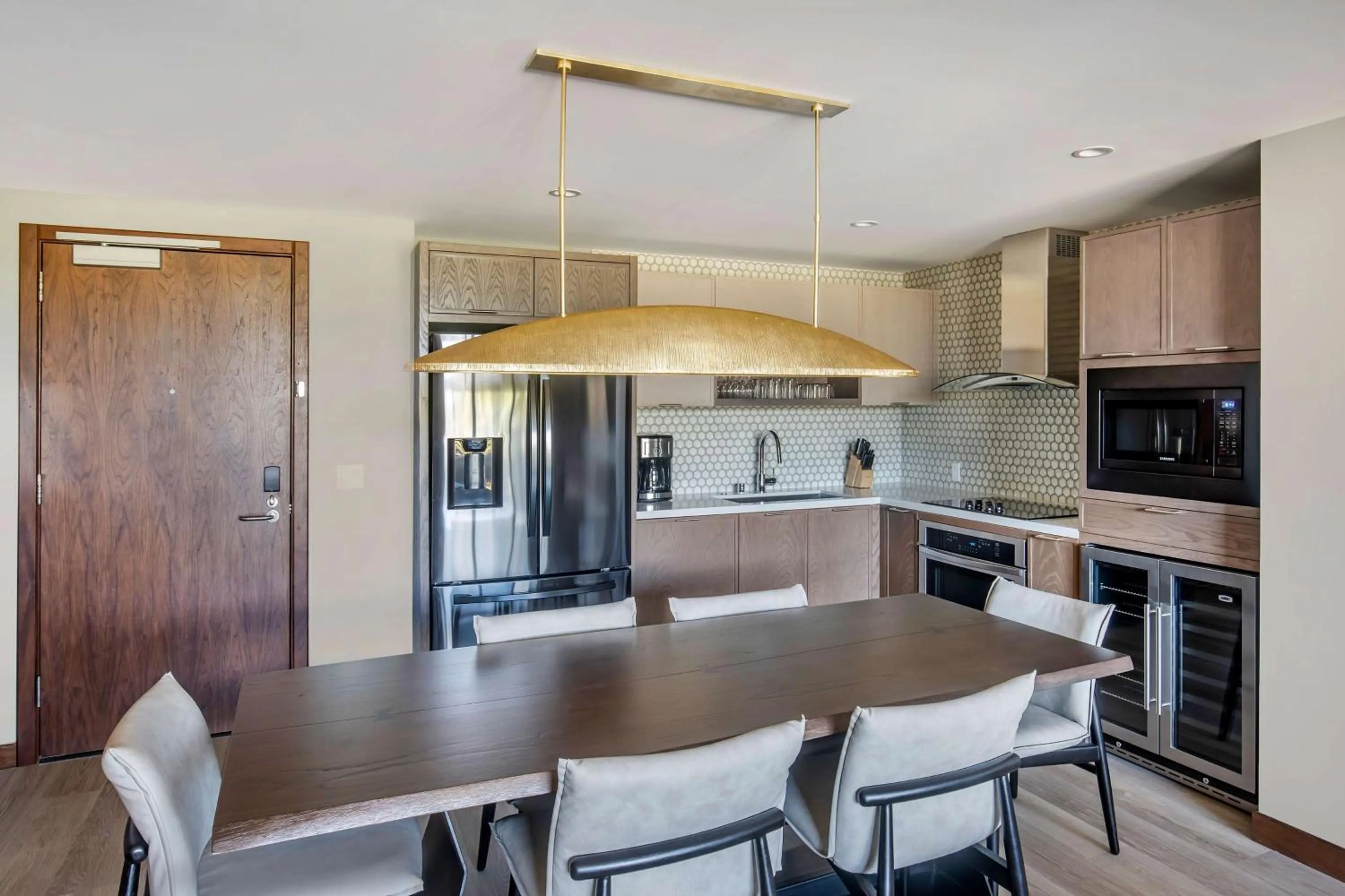 Kitchen or kitchenette in Hilton Grand Vacations Club Maui Bay Villas