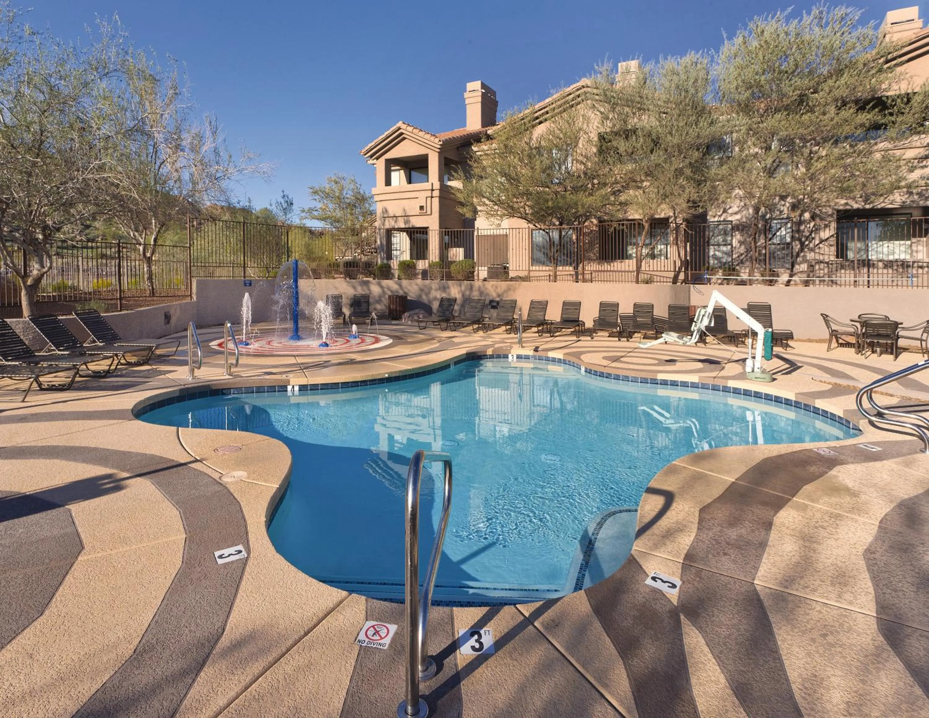 Swimming pool in WorldMark Phoenix - South Mountain Preserve