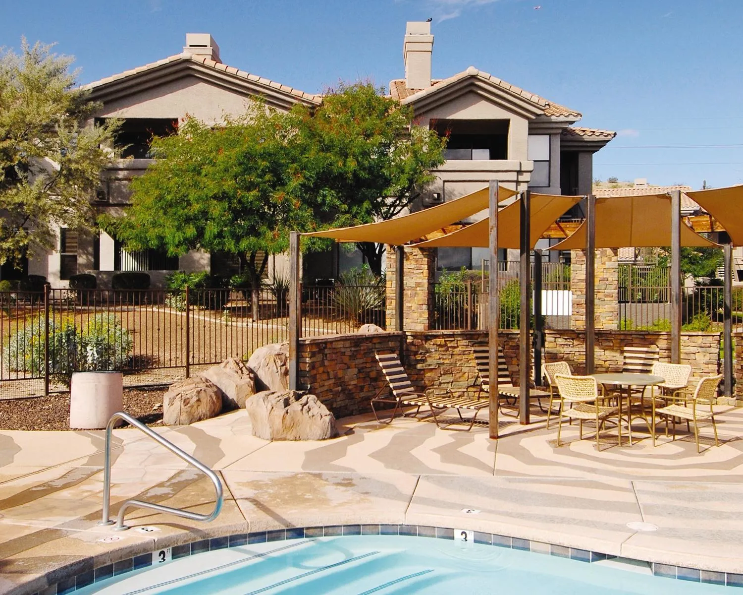 Property building in WorldMark Phoenix - South Mountain Preserve