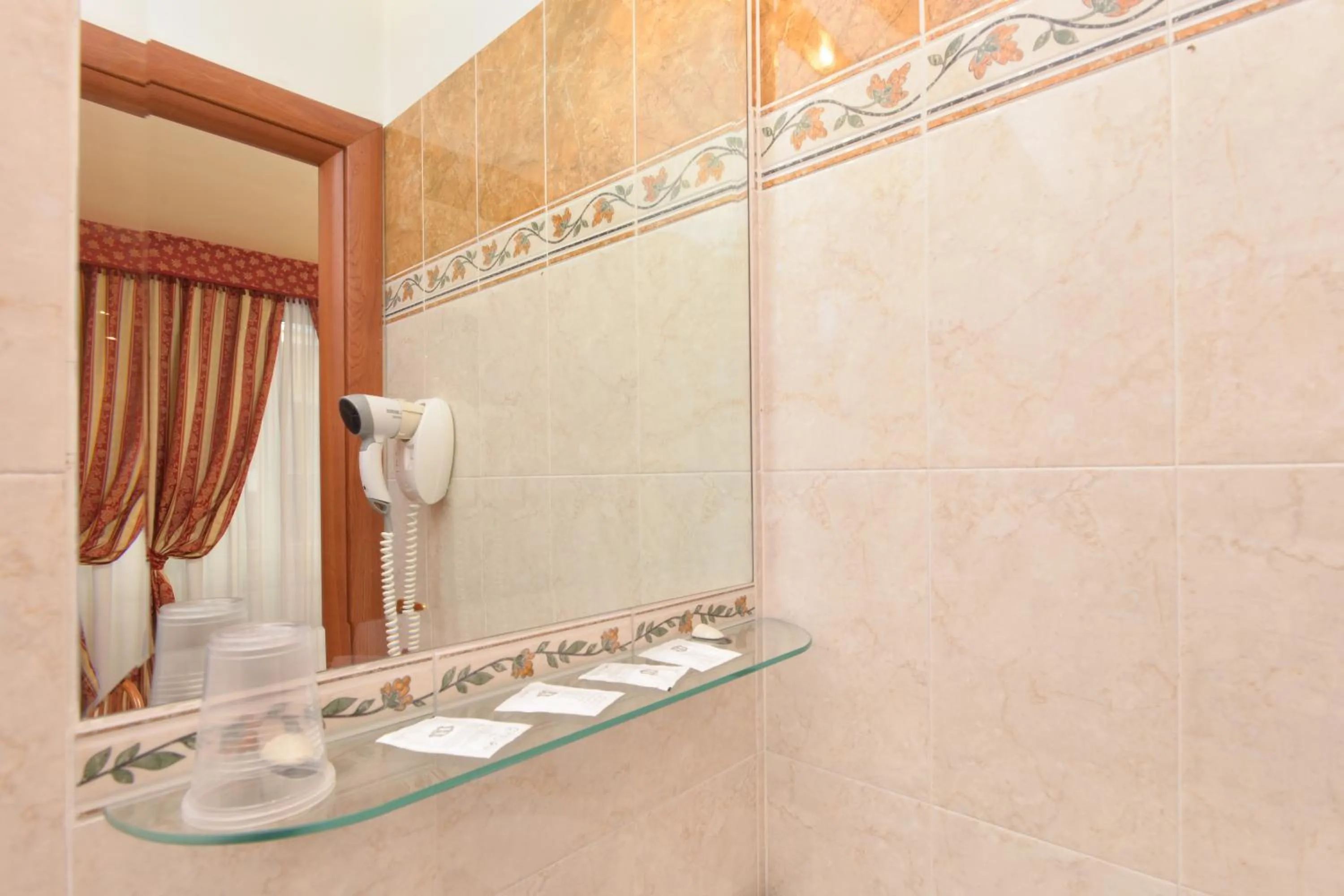 Bathroom in Hotel Chicago