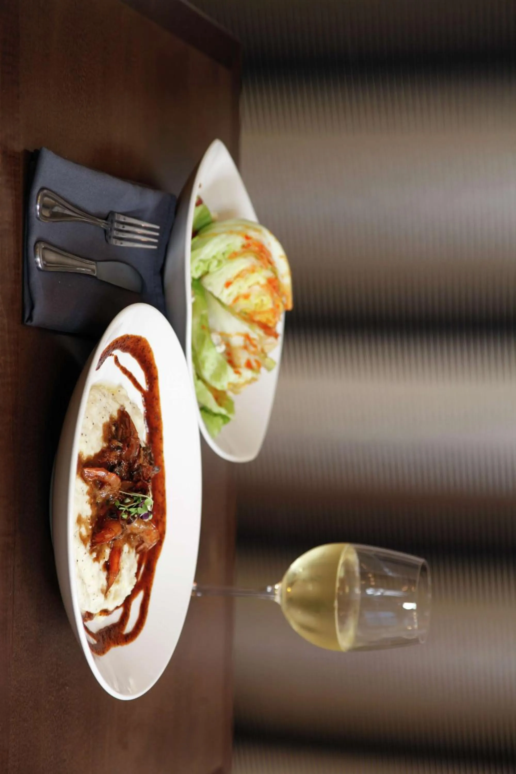 Restaurant/places to eat in DoubleTree by Hilton Biloxi