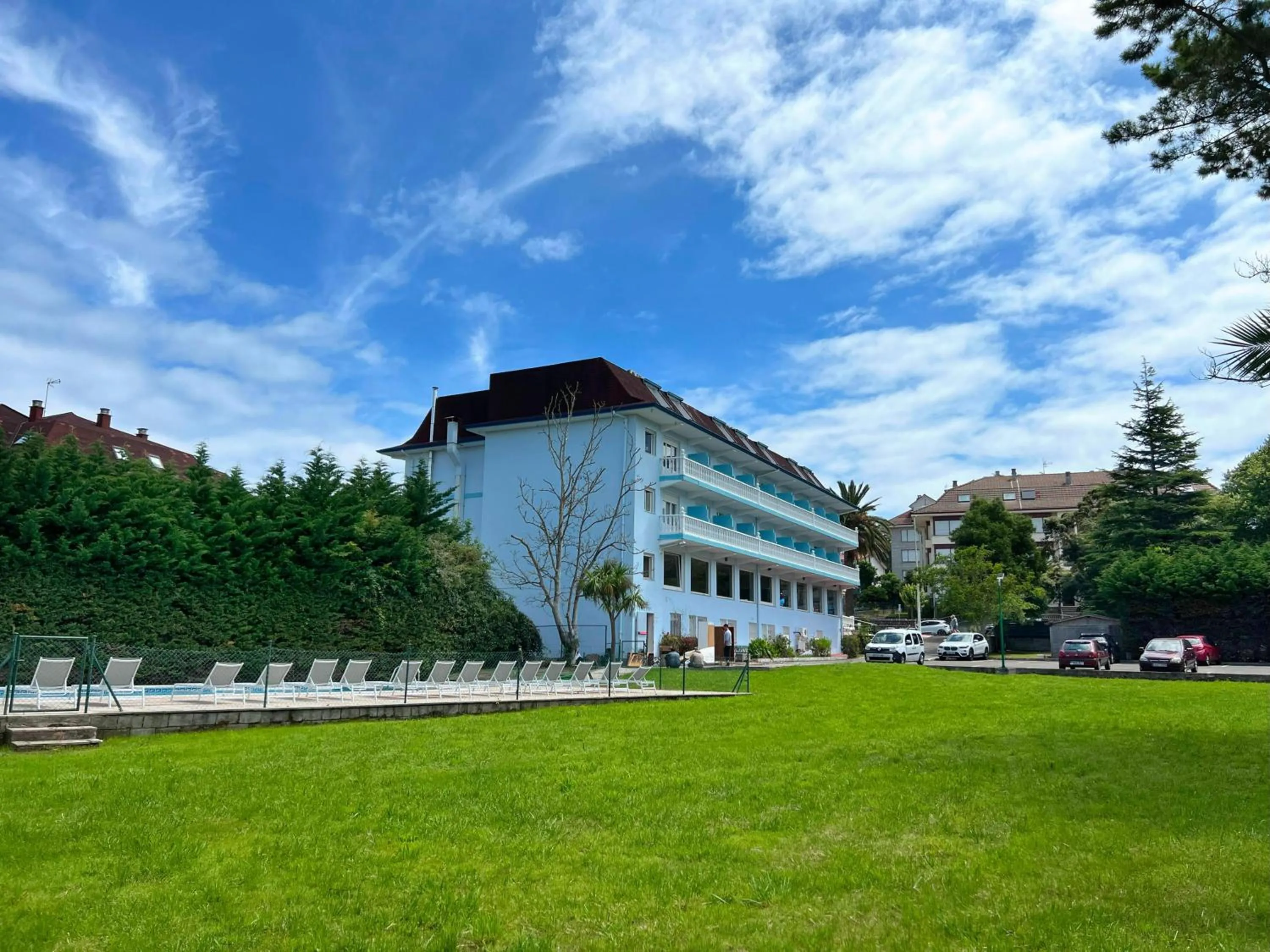 Off site in Moon Dreams Noja