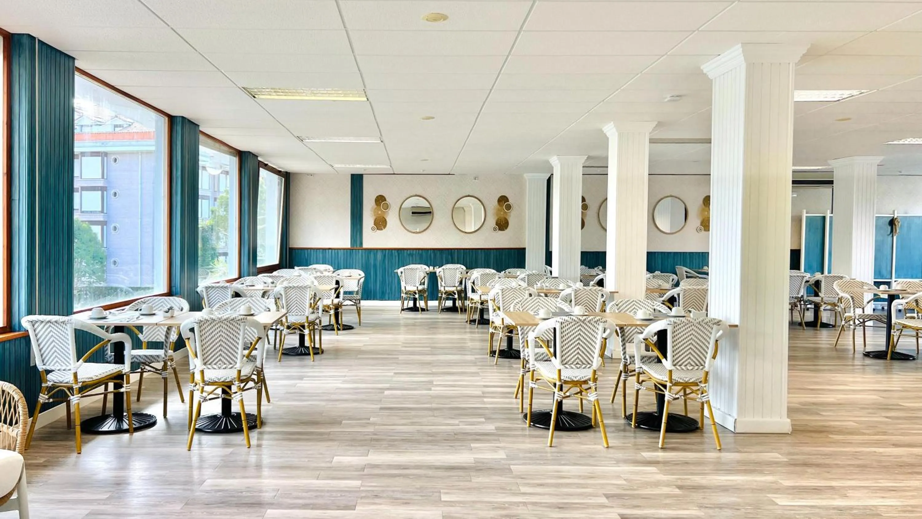 Restaurant/places to eat in Moon Dreams Noja