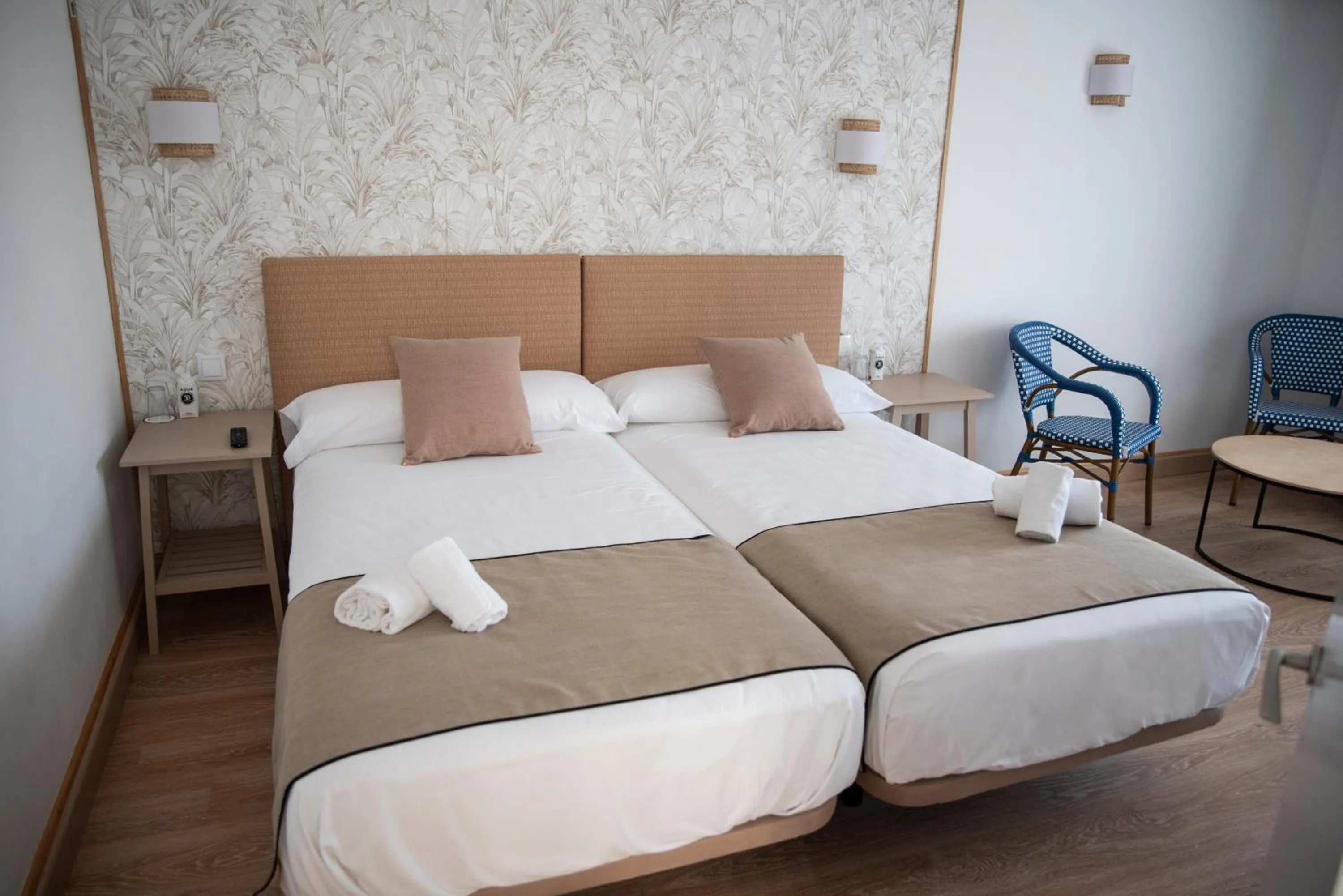 Bedroom, Bed in Moon Dreams Noja