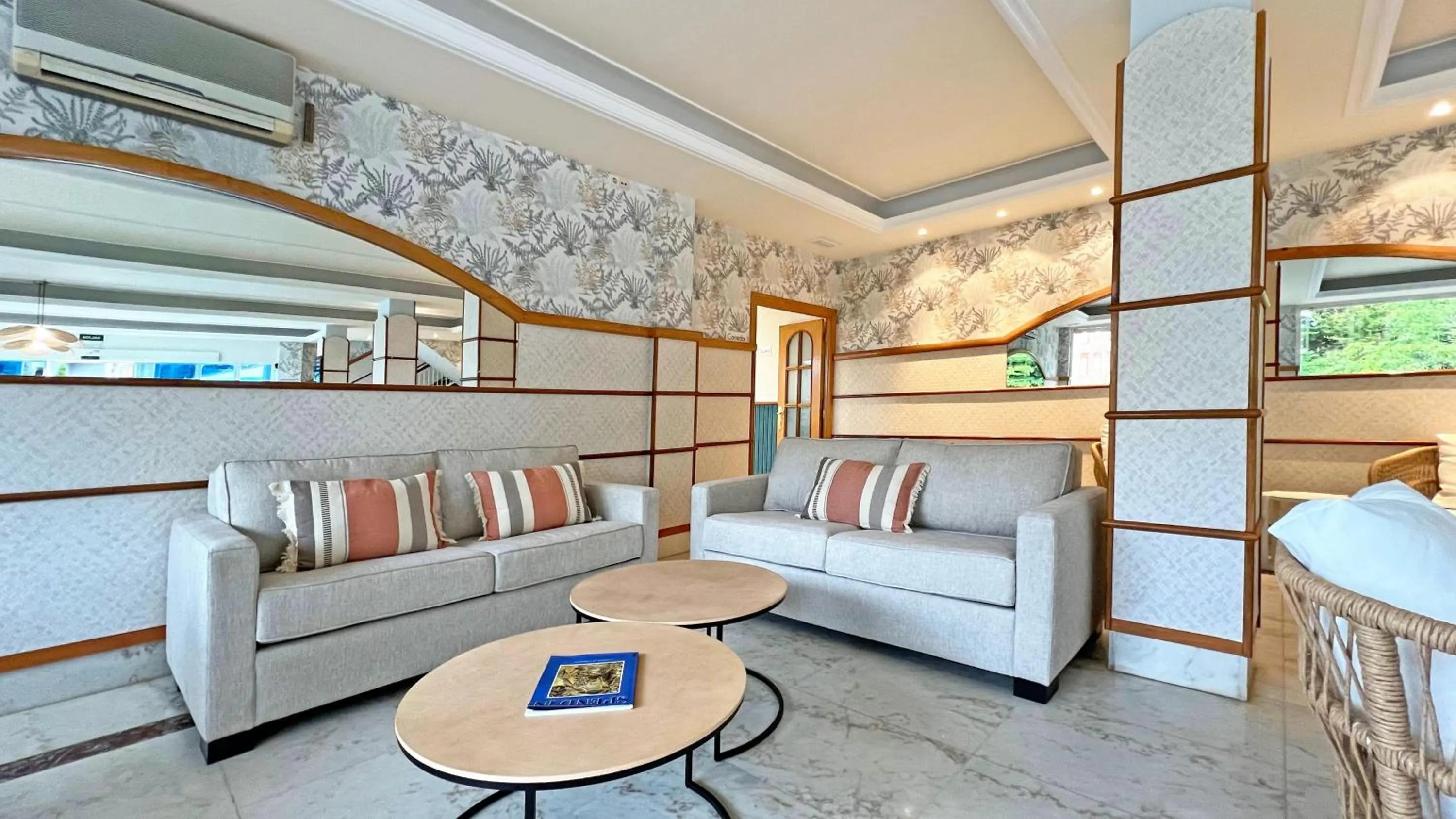 Lobby or reception in Moon Dreams Noja