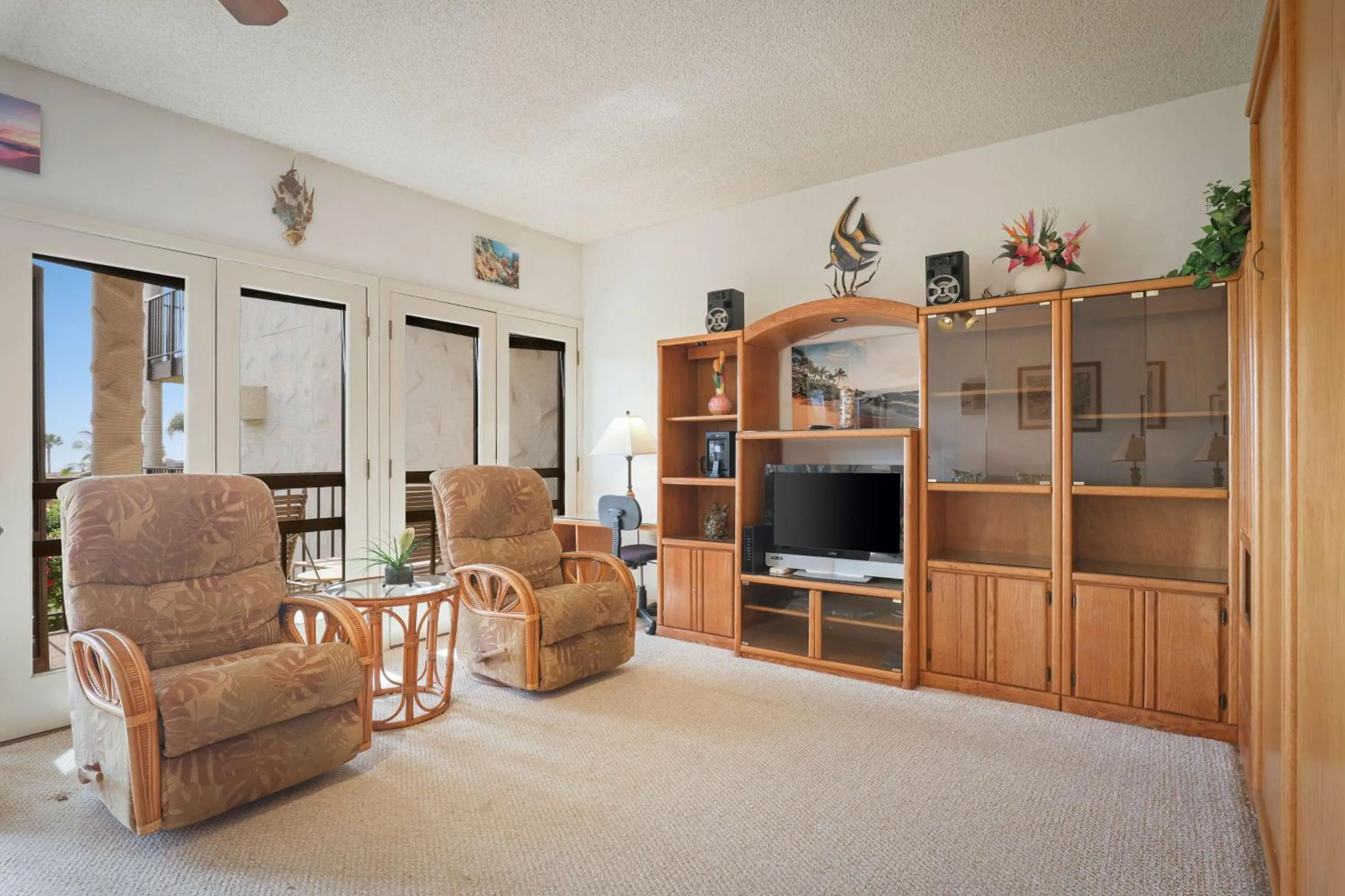 TV and multimedia in Aston Maui Hill